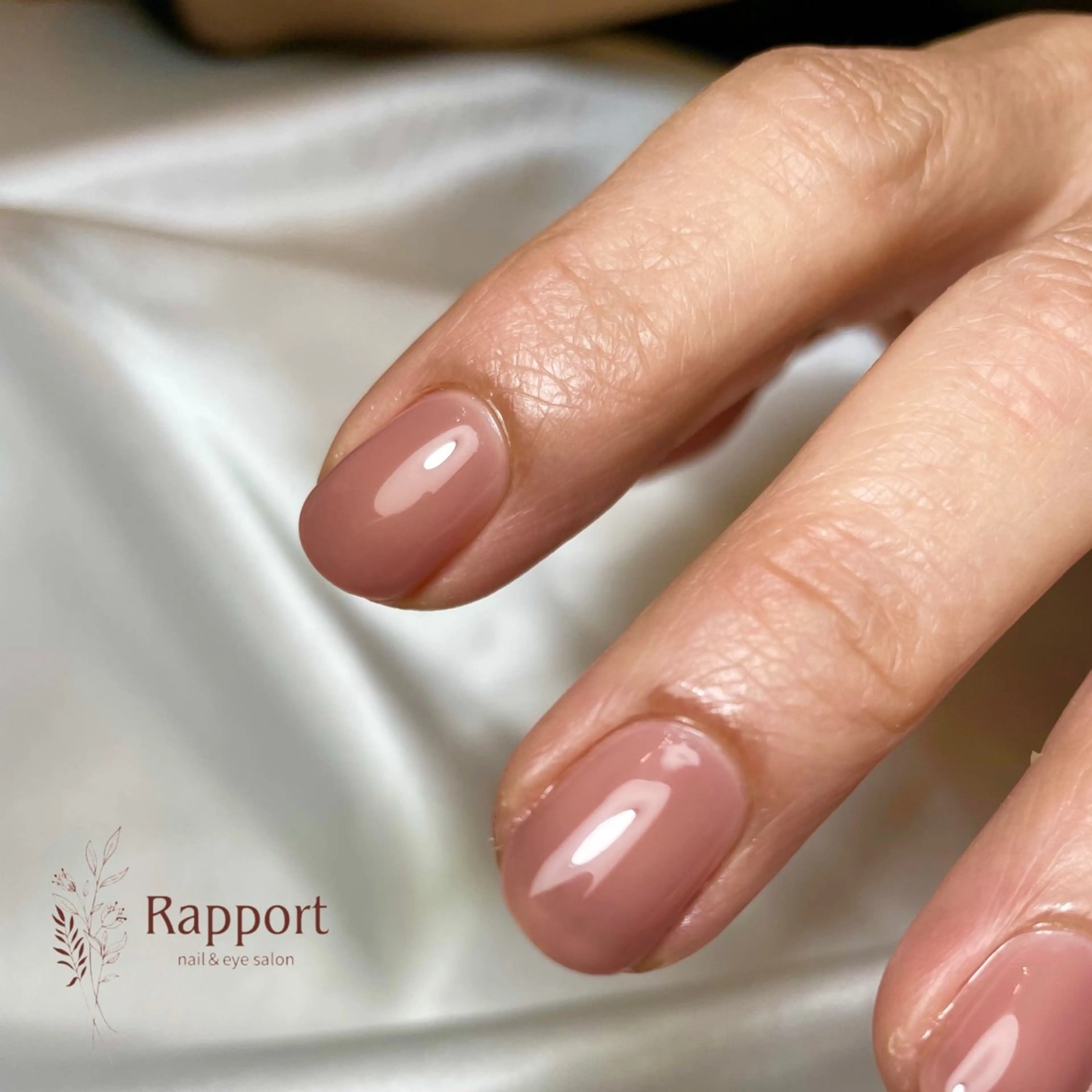 ネイル ワンカラーネイル nail&eye Rapportのネイルデザイン