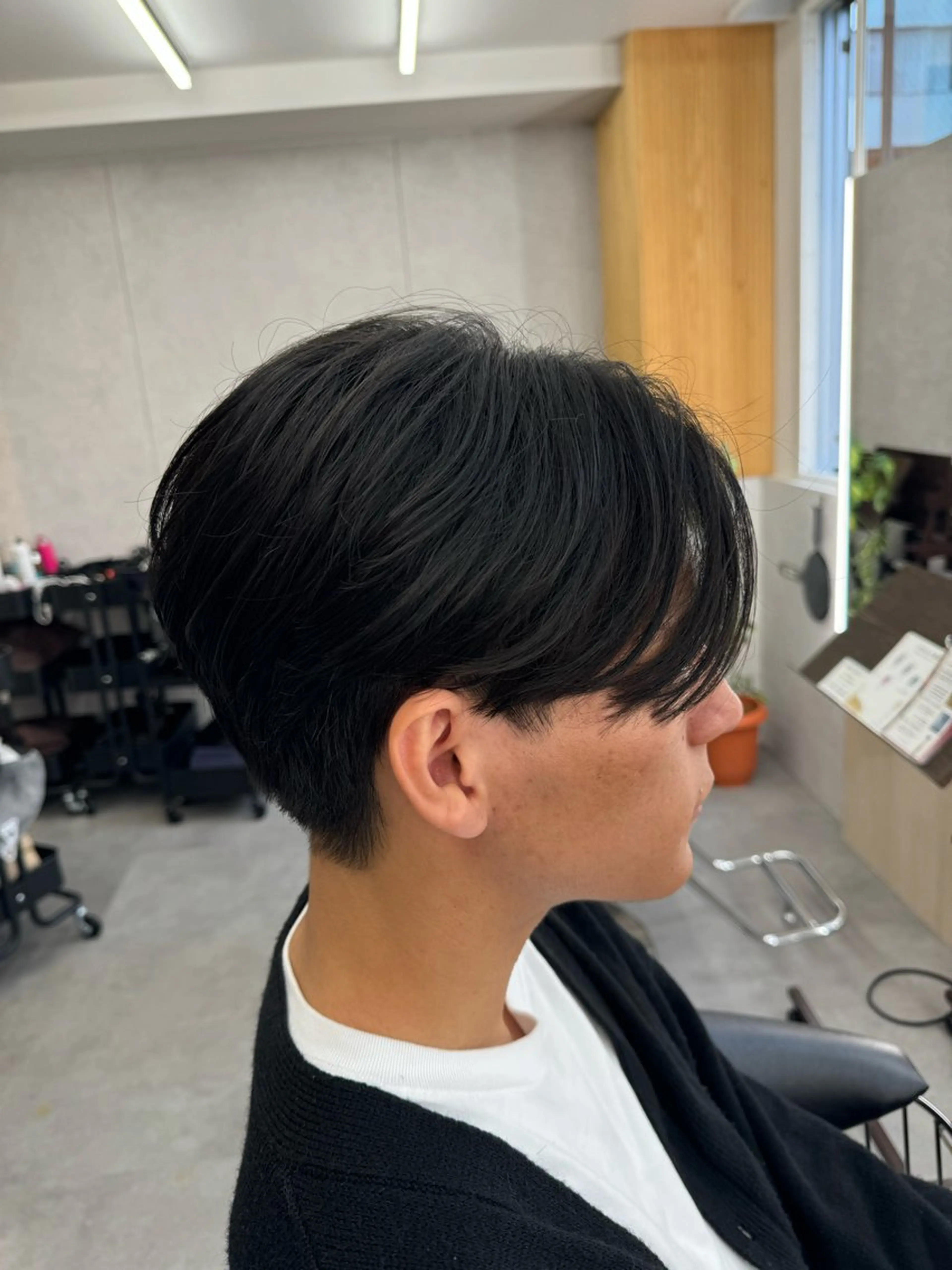 ショート メンズ カット トリートメント 【縮毛矯正/カラー】 今野寛己のヘアスタイル