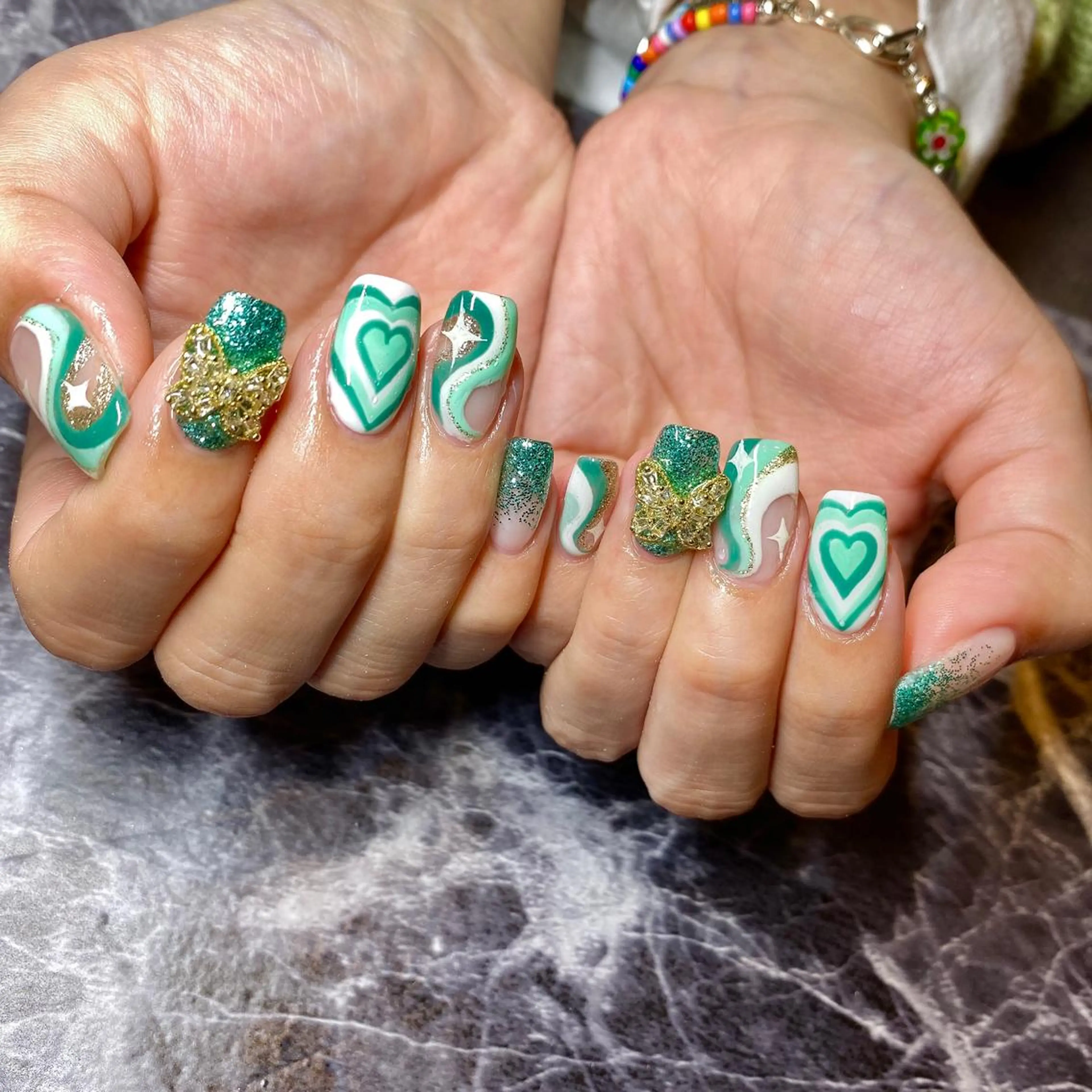 ネイル ジェルネイル ハードジェル スカルプネイル しば まなみのネイルデザイン