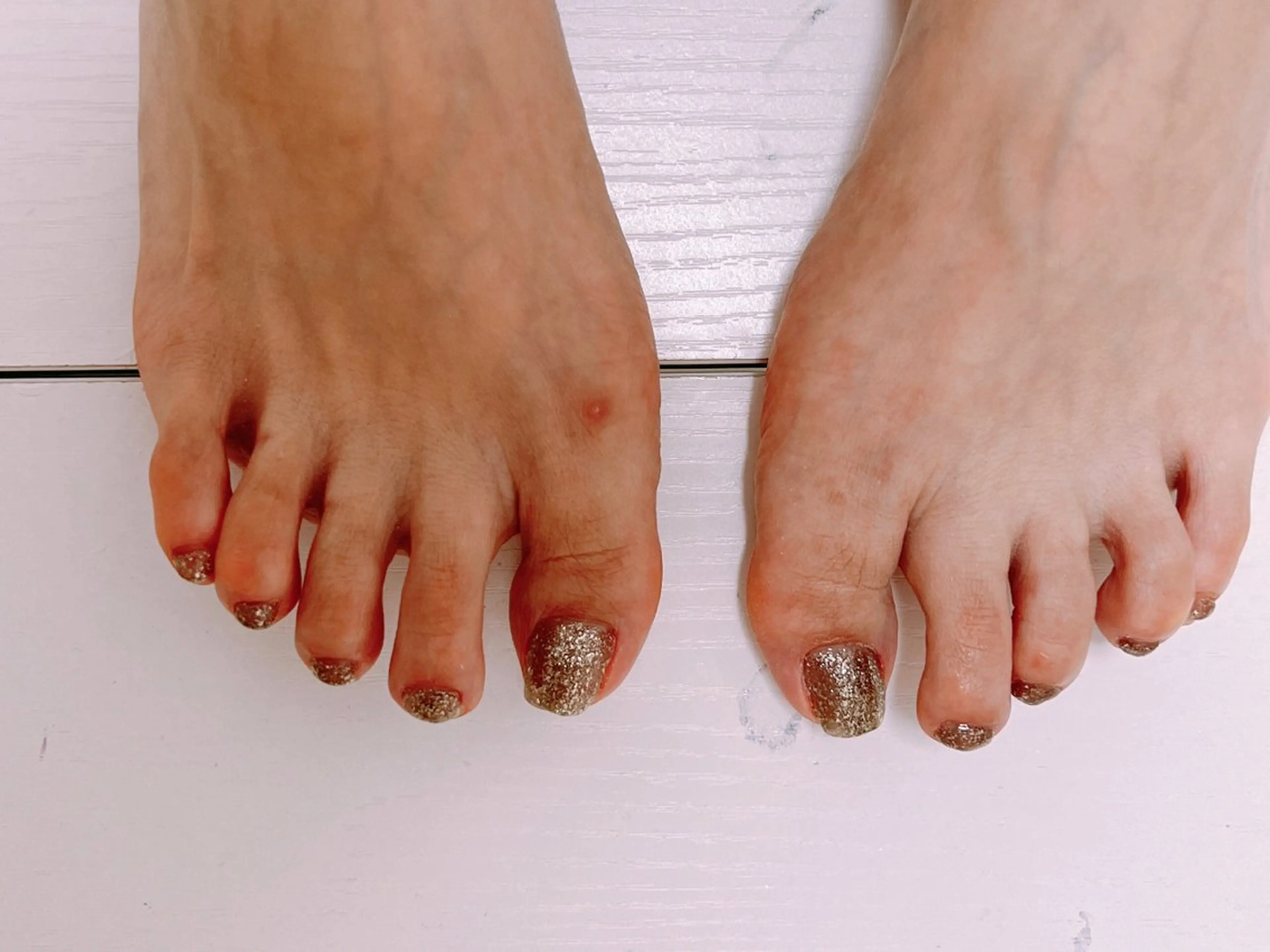 ネイル オーロラネイル フットネイル フレンチネイル ジェルネイル 韓国ネイル フットネイル Mogu nail 二子玉川のネイルデザイン