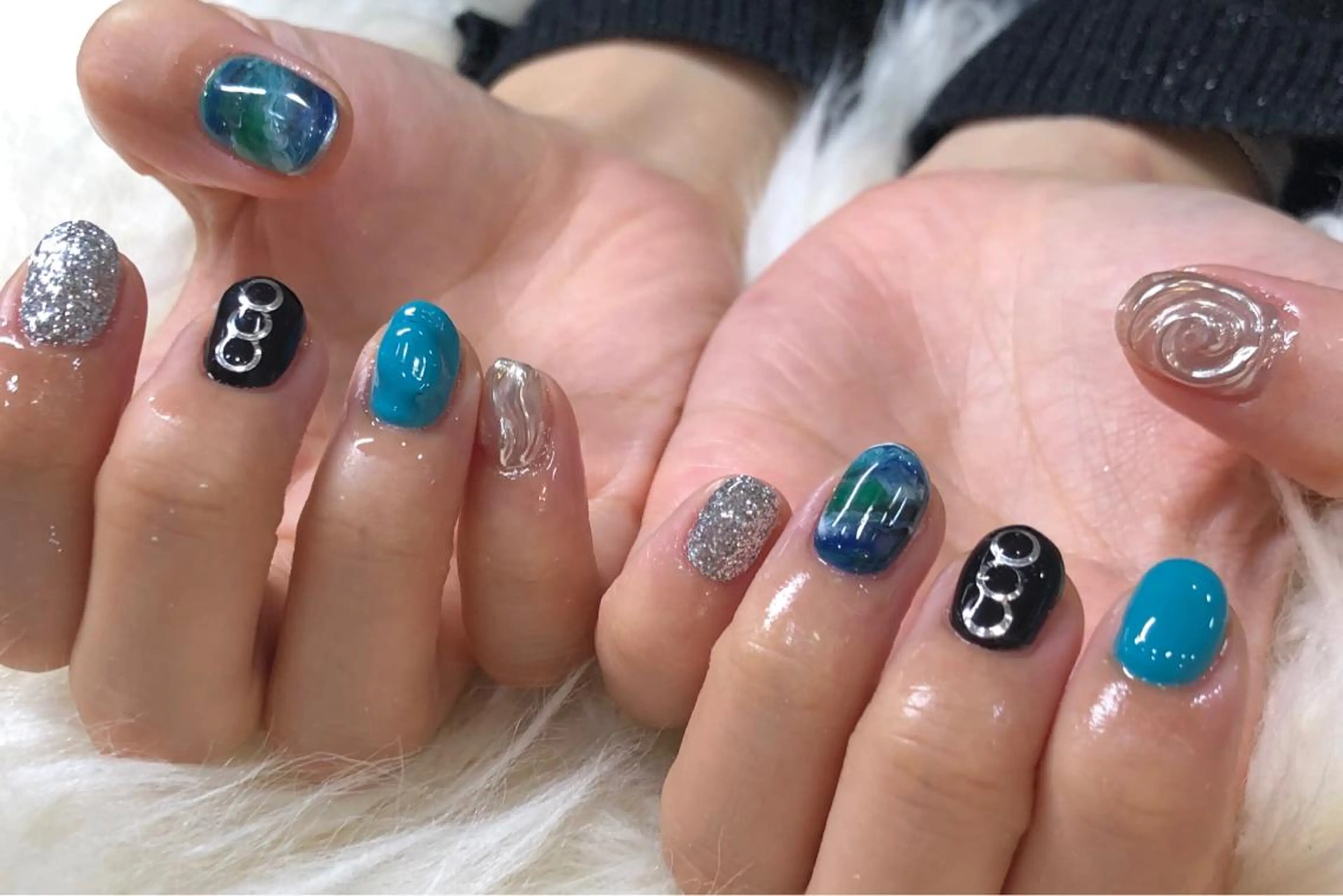 ネイル ミラーネイル ニュアンスネイル ハンドネイル ëmma nail_ by chulaのネイルデザイン