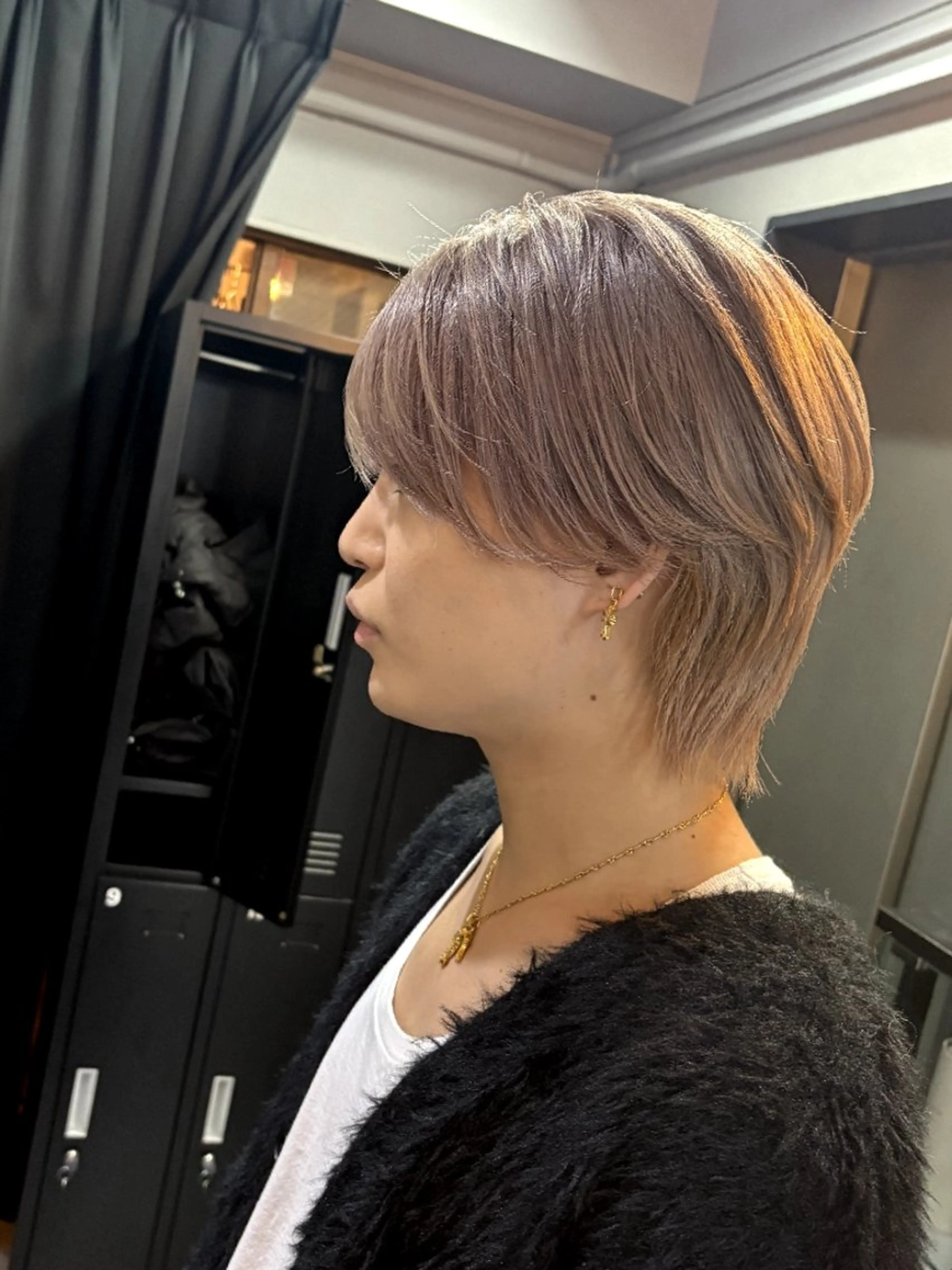 ショート キリカ新宿所属・ブリーチ/ エクステ/レイヤーのヘアスタイル