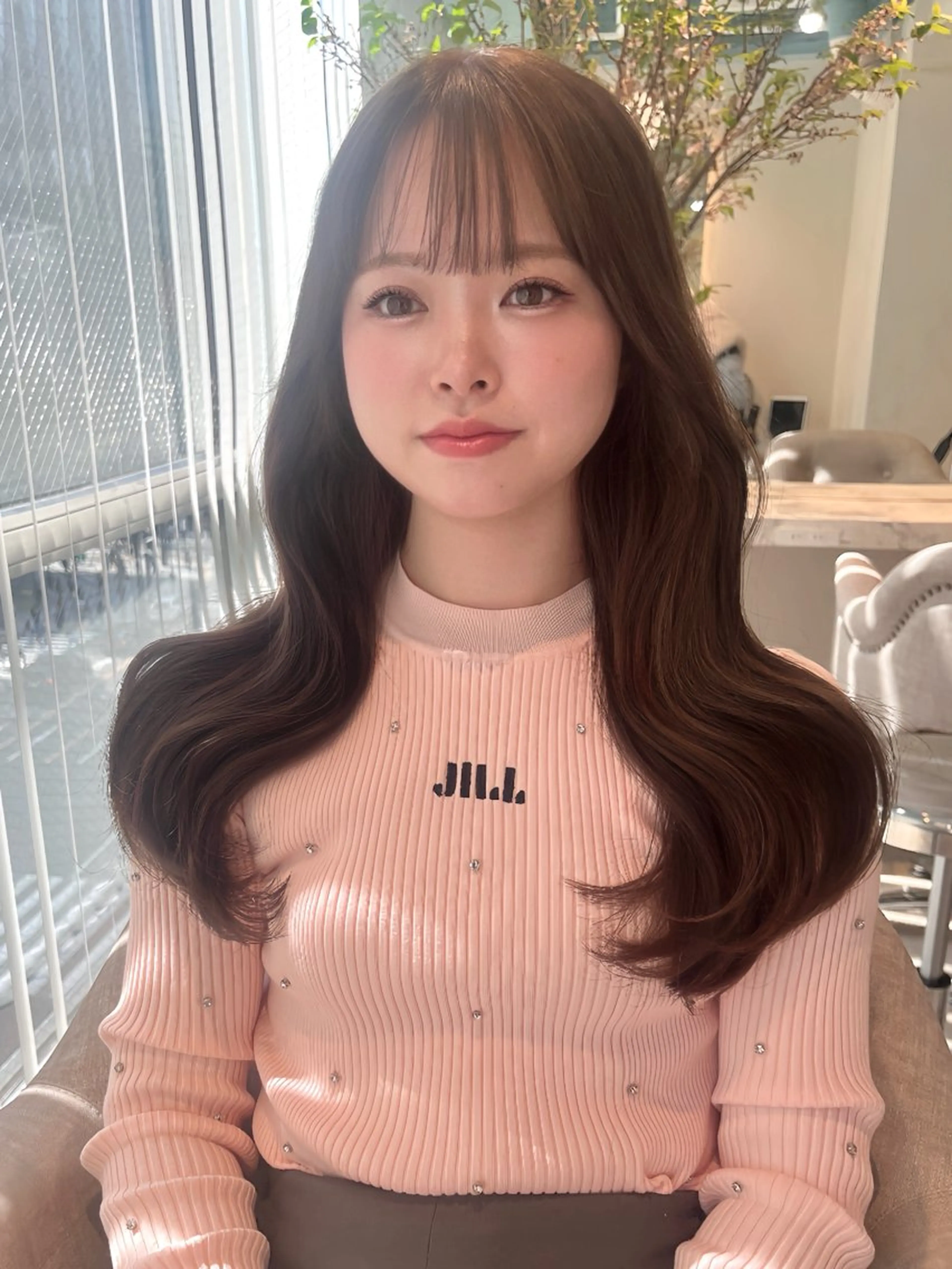 ロング カラー パーマ ヘアアレンジ 透明感カラー グレージュ くびれヘア 韓国風ヘア 似合わせカット カット ヘアカラー トリートメント レイヤーカット ✨️進藤ひかりのヘアスタイル