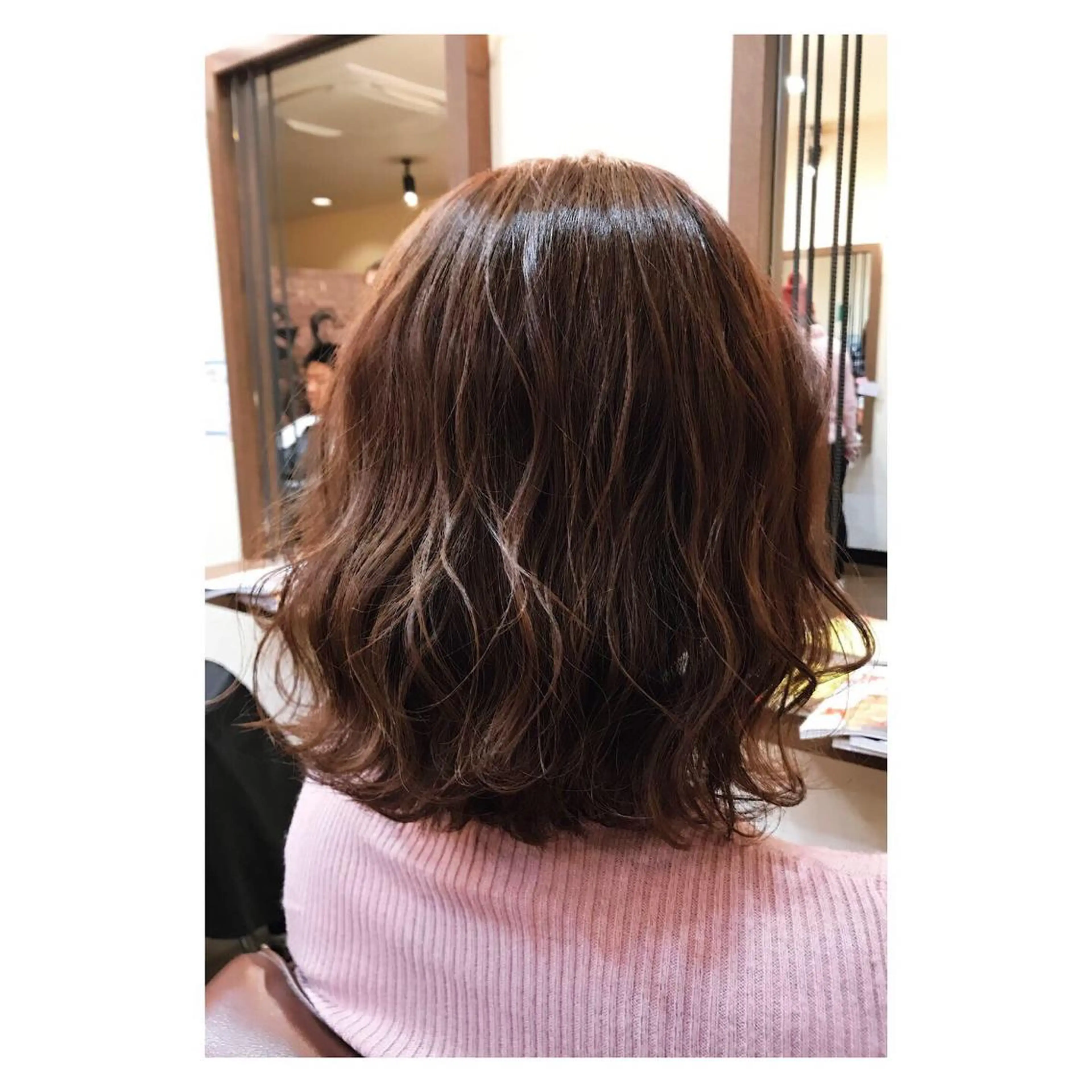 ミディアム カラー ガナーズヘアードレッシング所属・はたの ひろみのマツエク・マツパデザイン