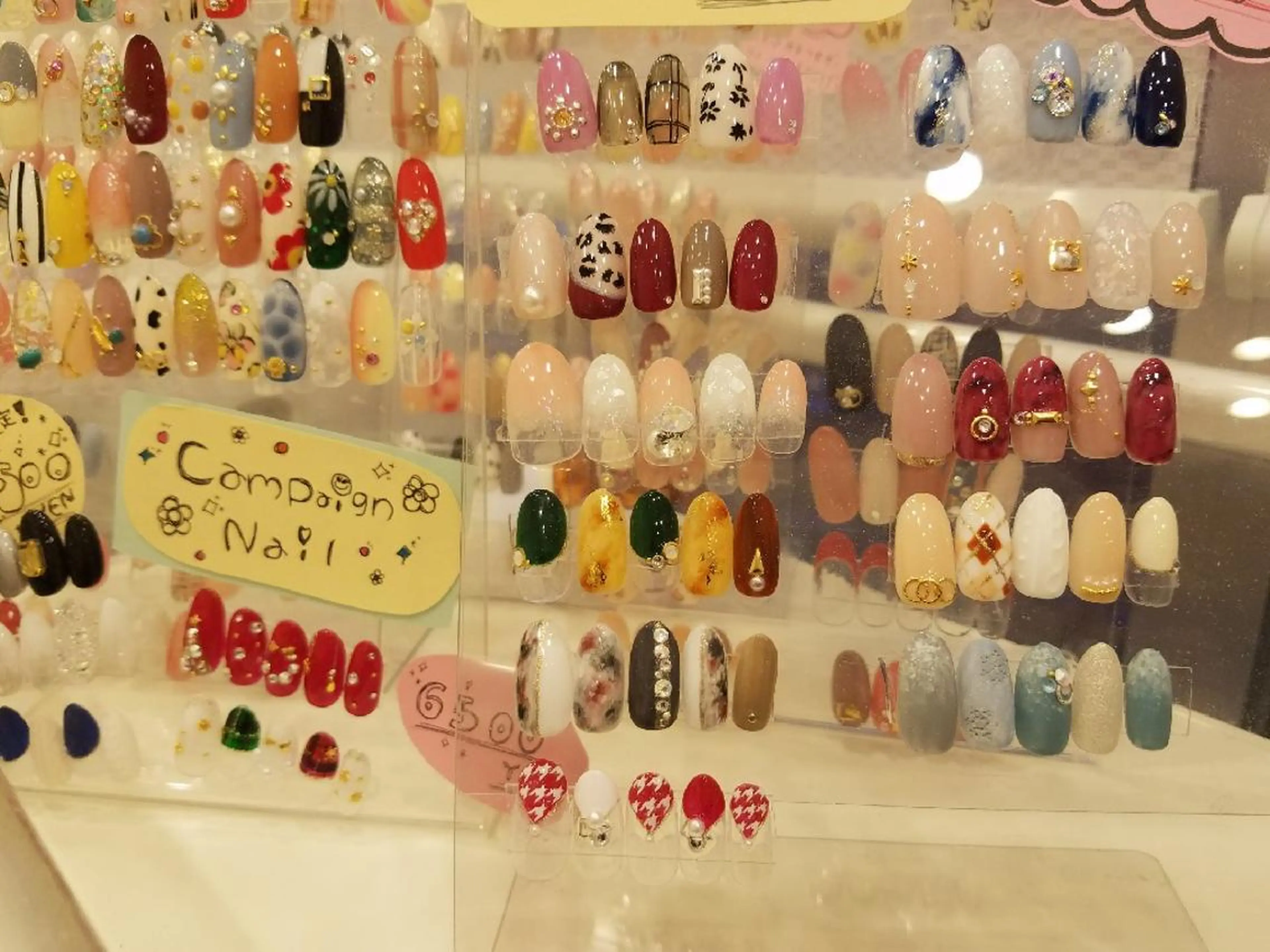 ネイル Genesis Plus大津京店のマツエク・マツパデザイン