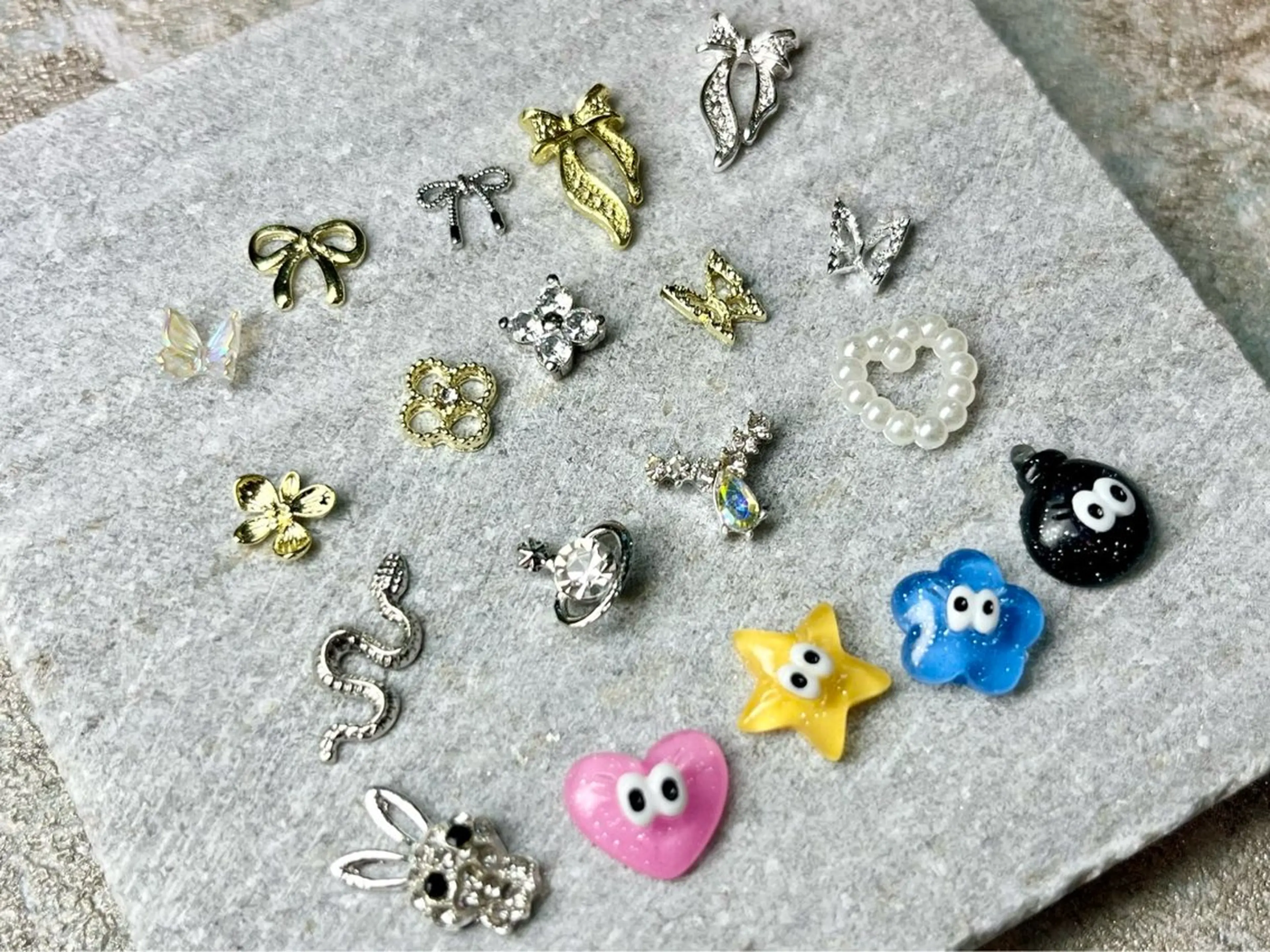 ネイル Queennail 北堀江megumiのネイルデザイン