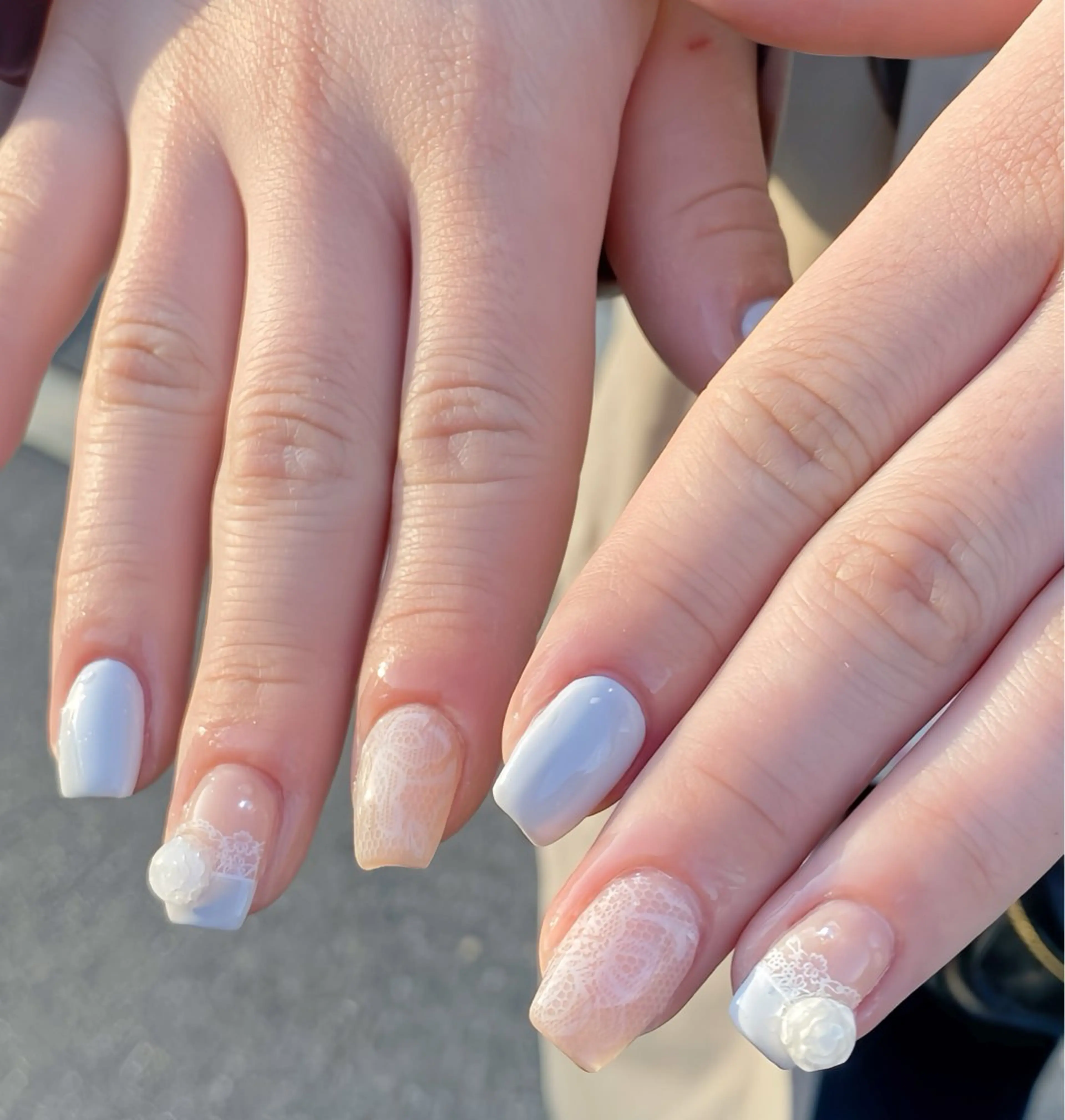 ネイル ハンドネイル ＼近畿大学／近く🦢 Swanのネイルデザイン