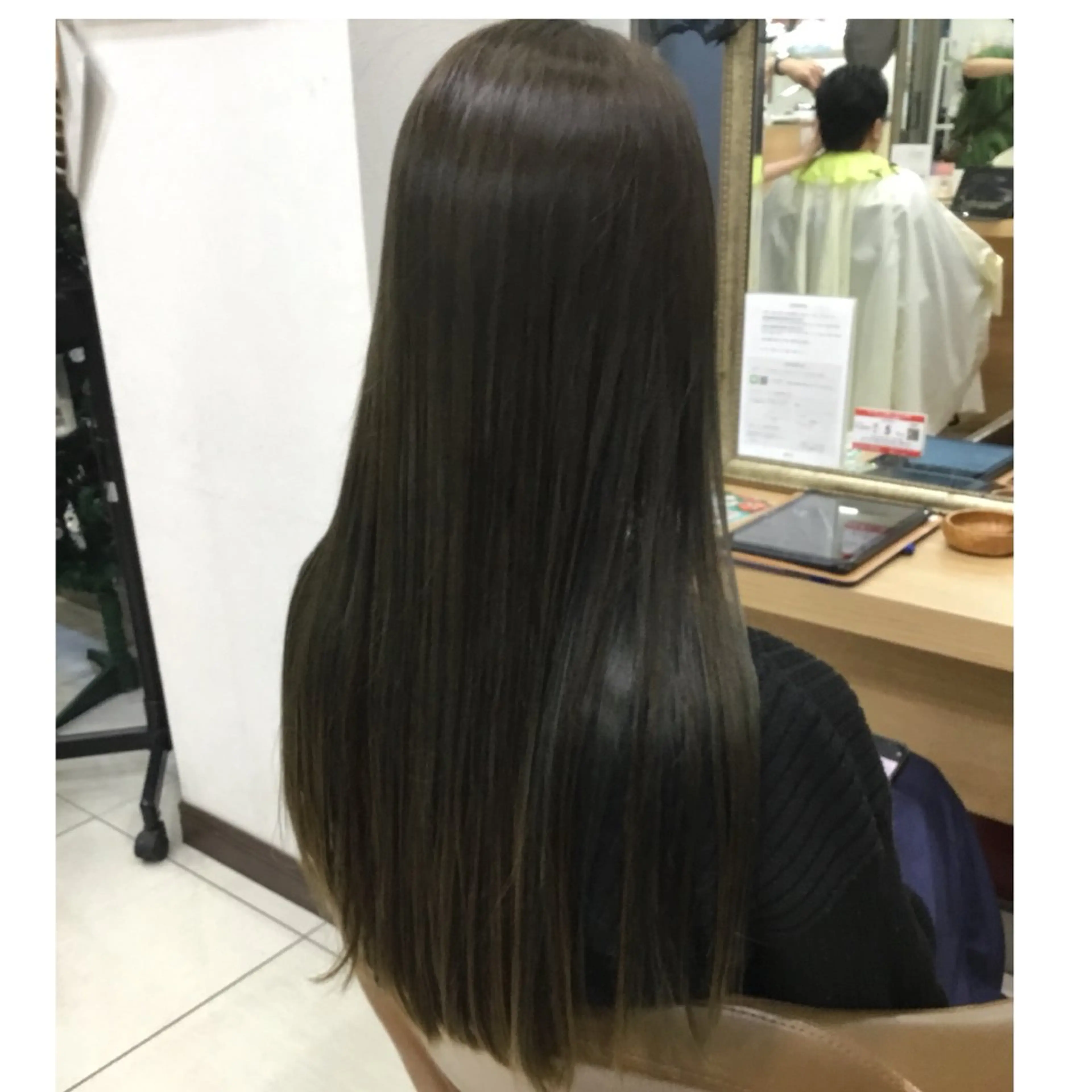 カラー minagawa yumiのヘアスタイル