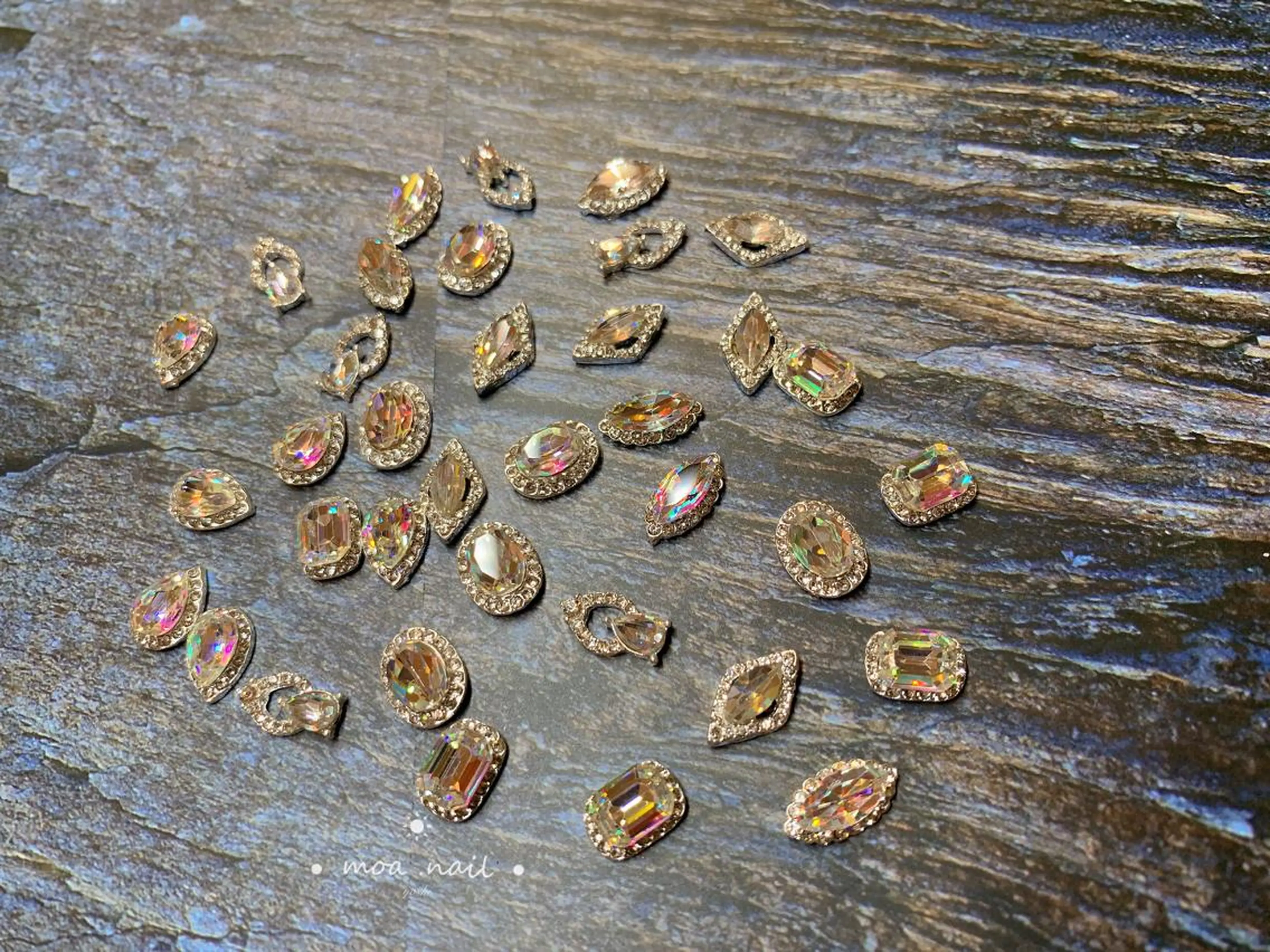 ネイル MOA NAIL所属・MoaNail🫶 Yoshiのネイルデザイン