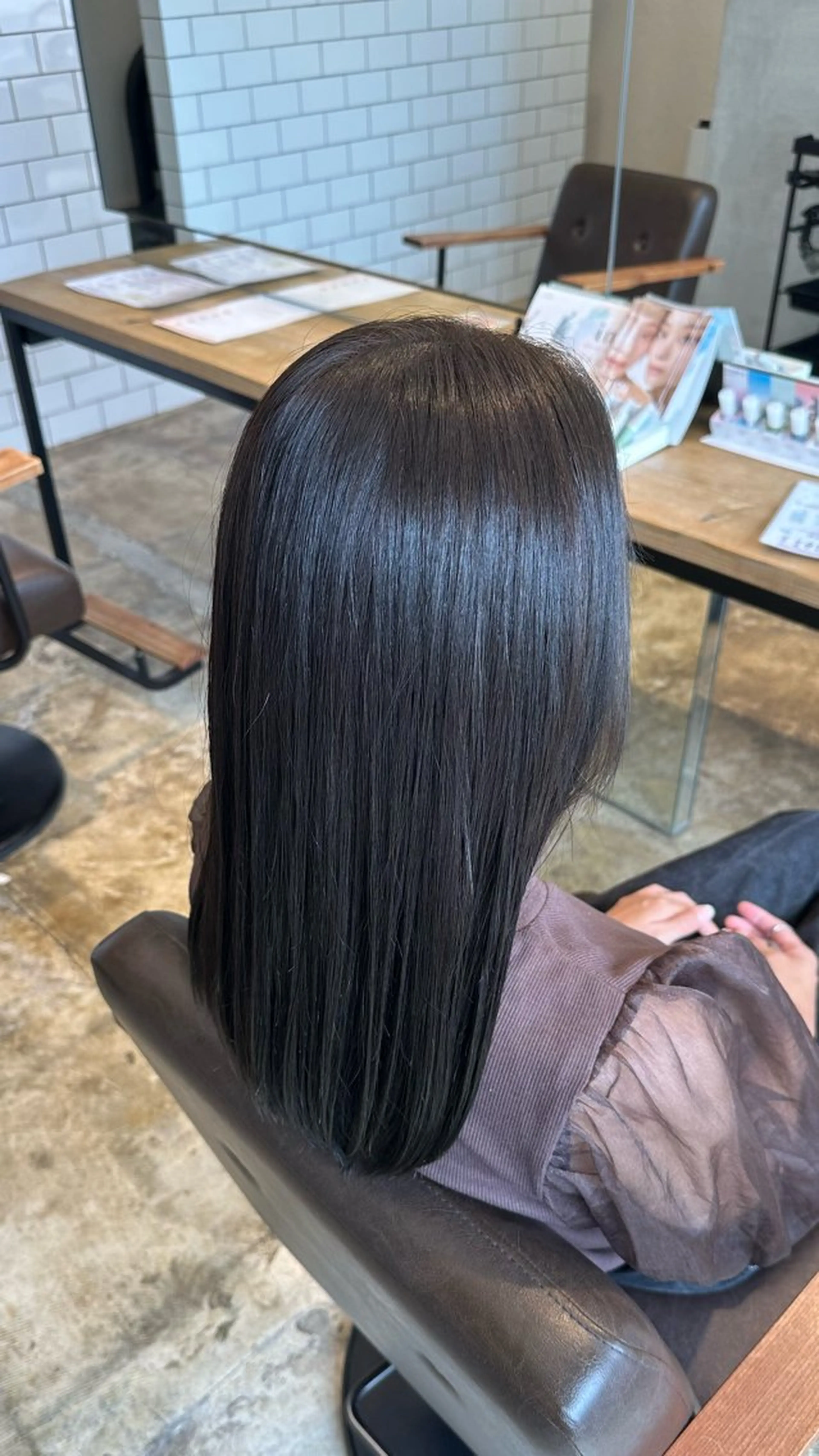 カラー オリーブカラー 北川 ななのヘアスタイル