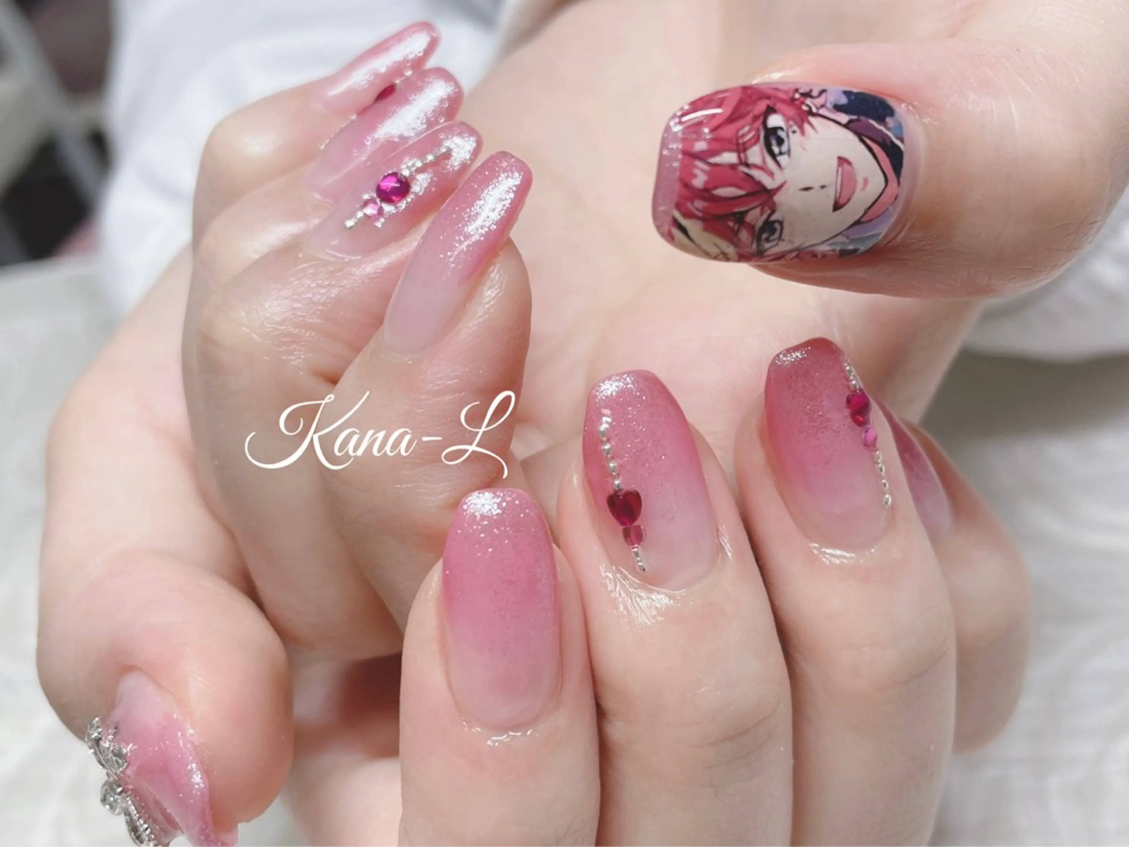 ネイル ジェルネイル グラデーション キラキラネイル 持ち込み パラジェル 芦辺 香奈のネイルデザイン