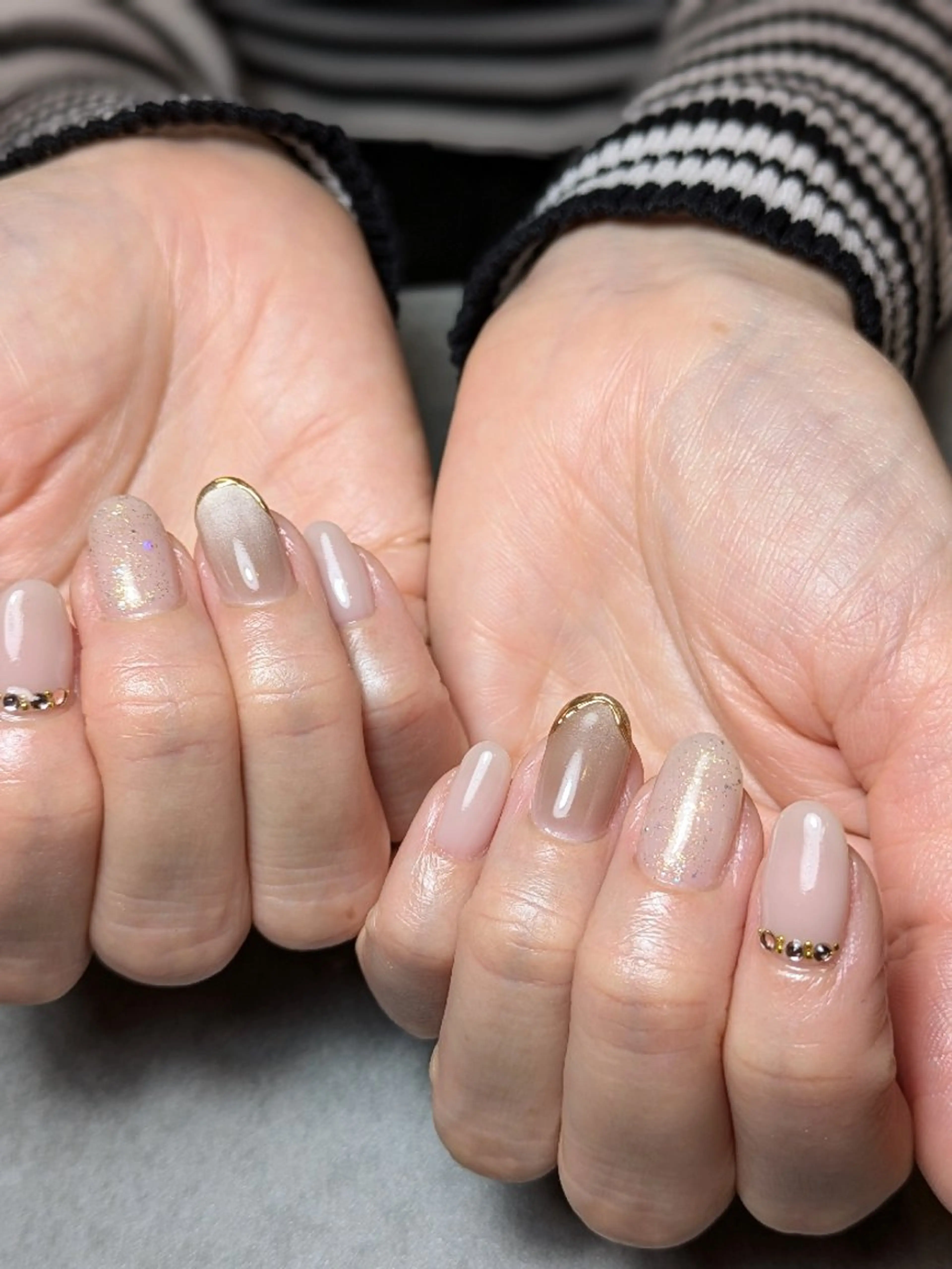 ネイル ストーンネイル UFU. nailのネイルデザイン