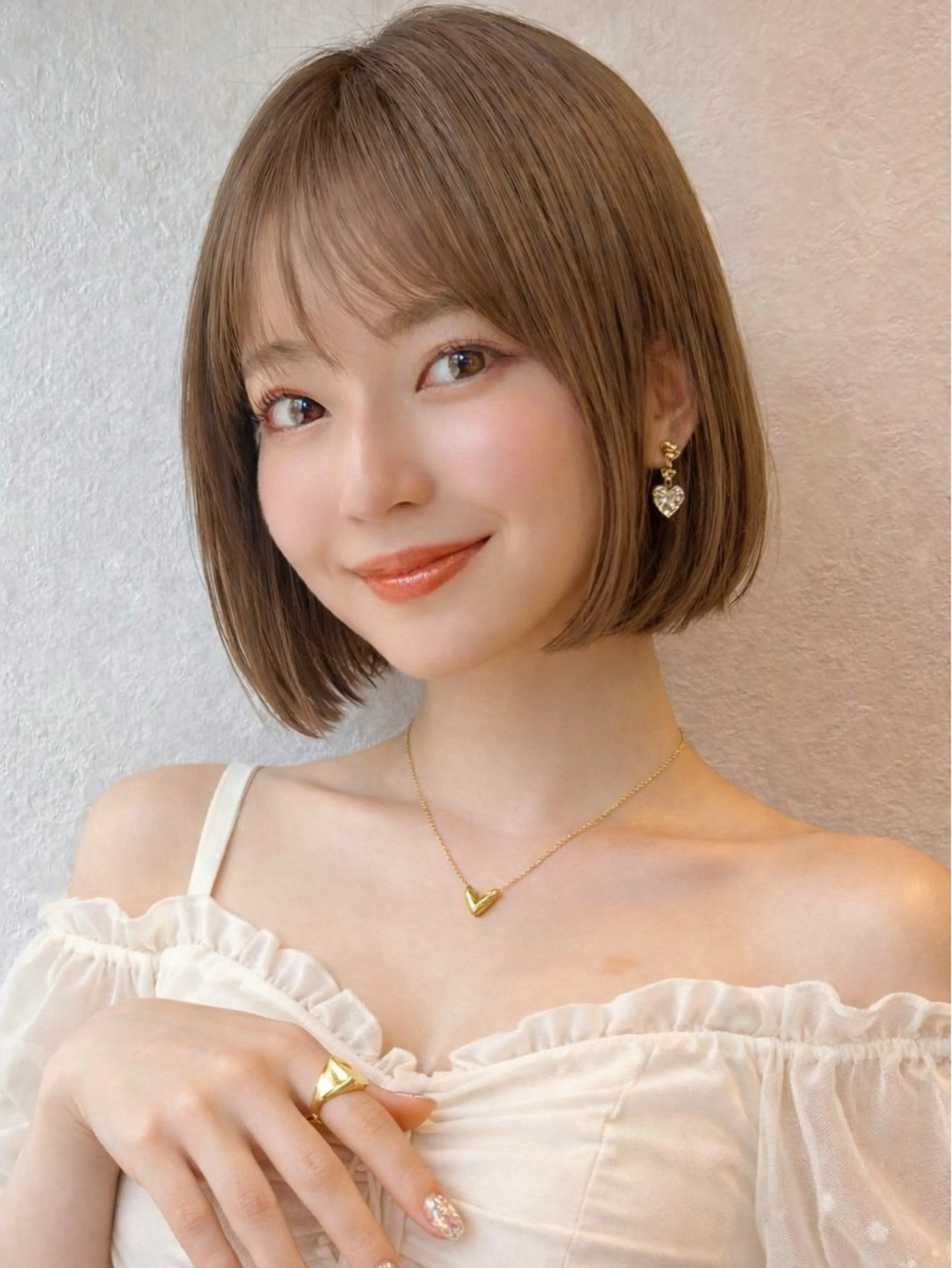 ショート カラー 木元 瑛✂︎ボブのヘアスタイル