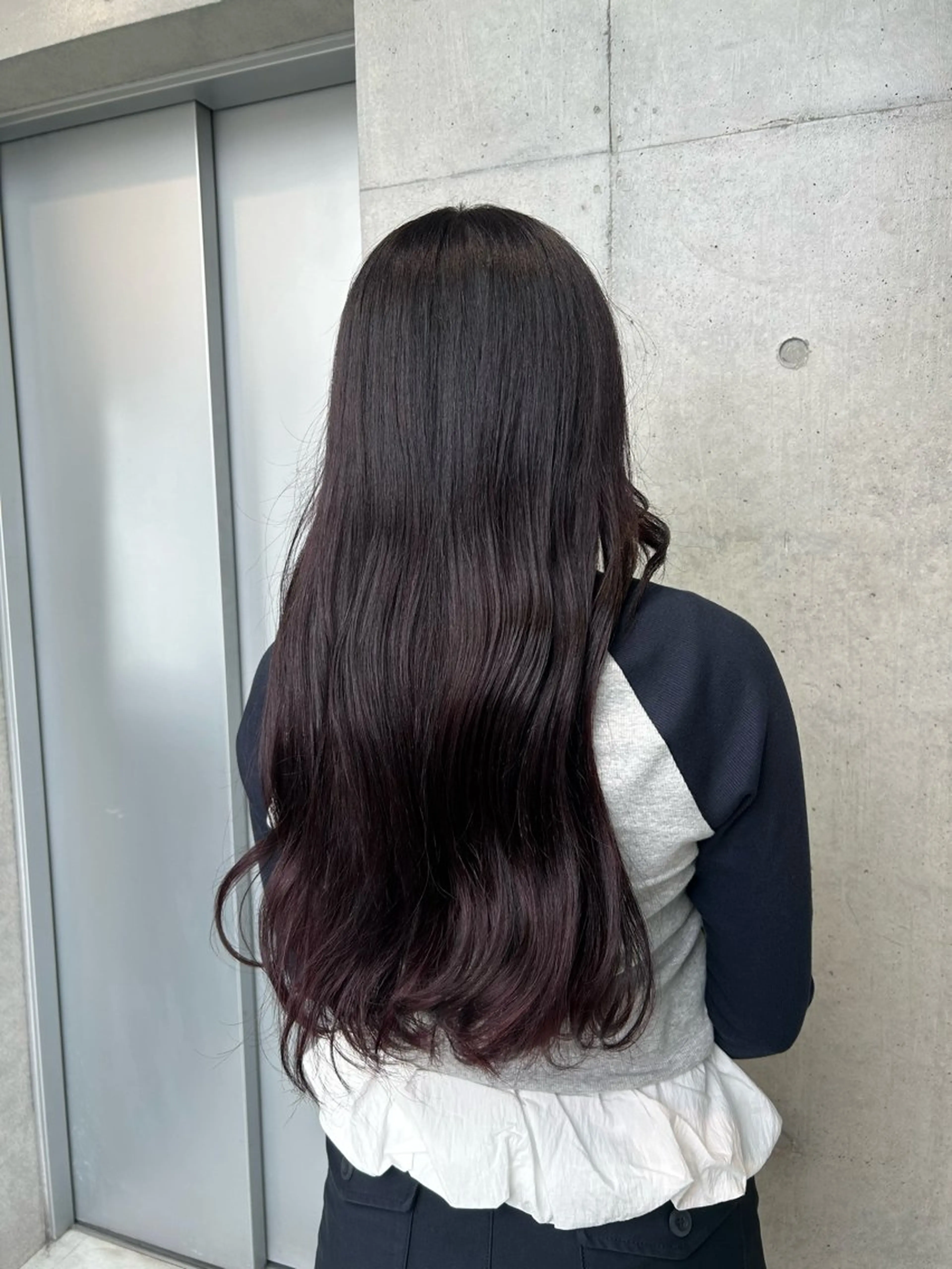ロング カラー ヘアアレンジ ヘアカラー トリートメント ボブ艶モテカラー🫧 カリンのヘアスタイル