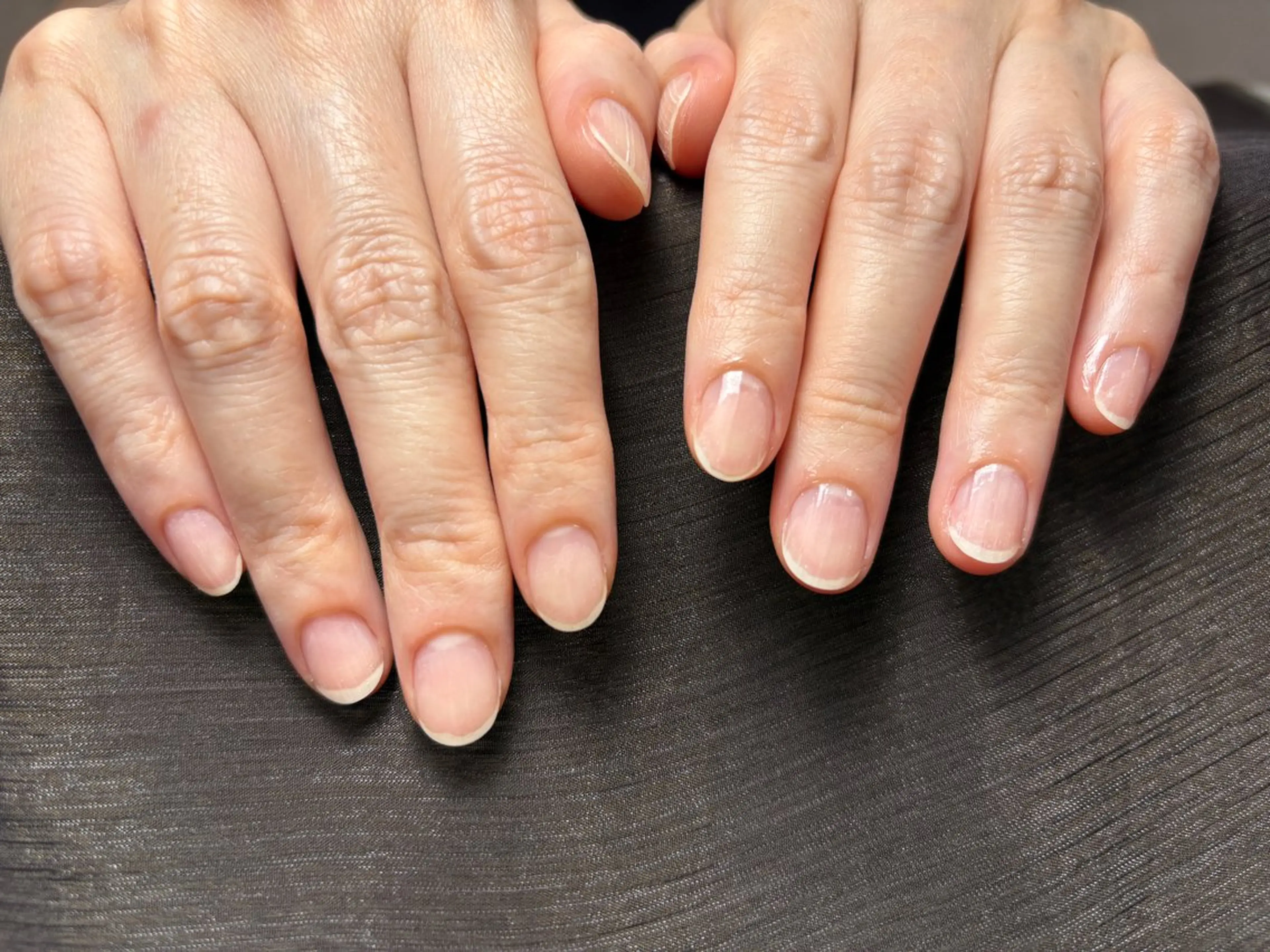 ネイル アートネイル 長さ出し フットネイル フレンチネイル ジェルネイル ハンドケア salon AZのネイルデザイン