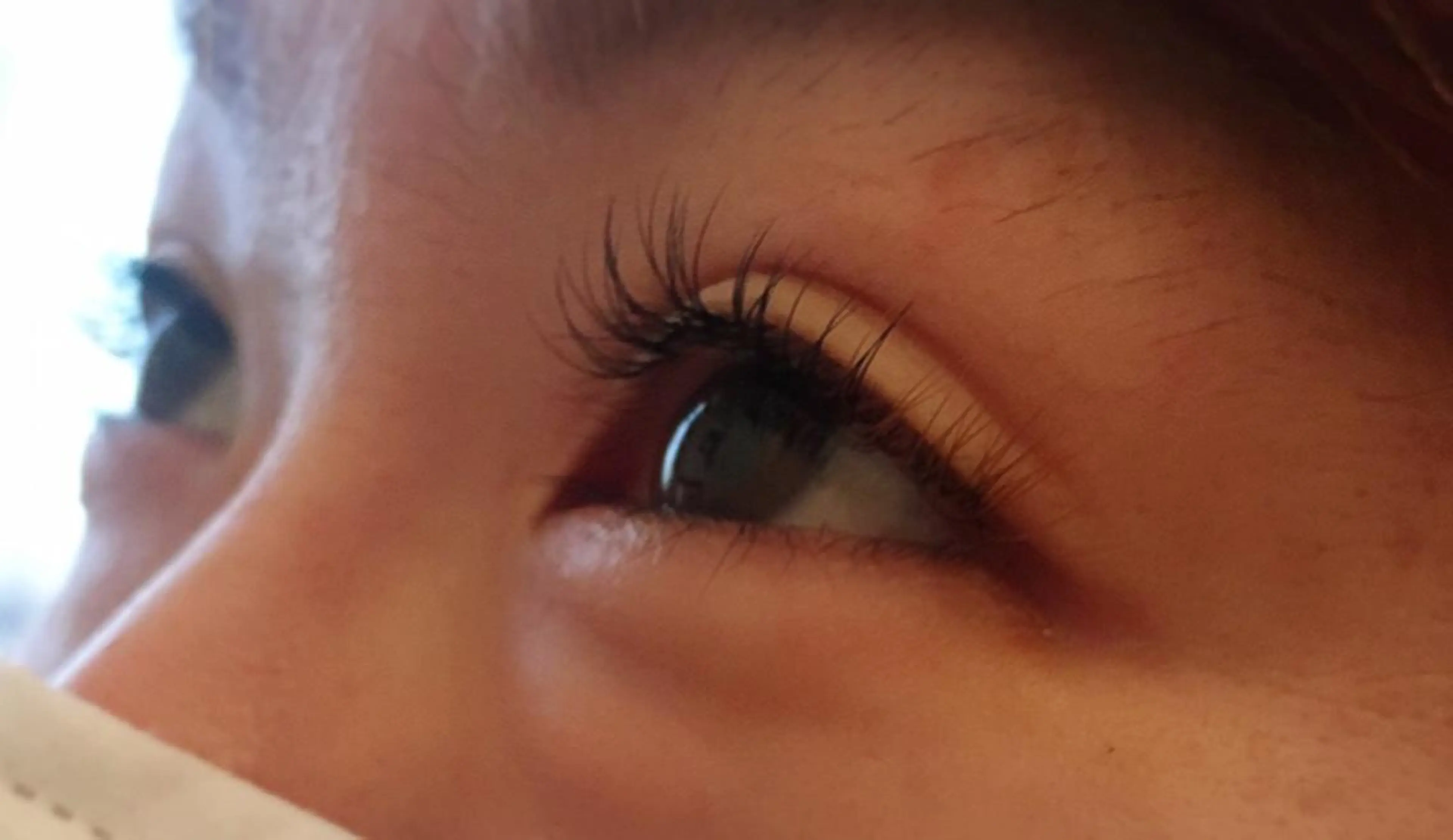 ネイル マツエク・マツパ Cカール カラーマツエク ブラウン 長さ出し プライベートサロン Be&【ビアンド】のマツエク・マツパデザイン