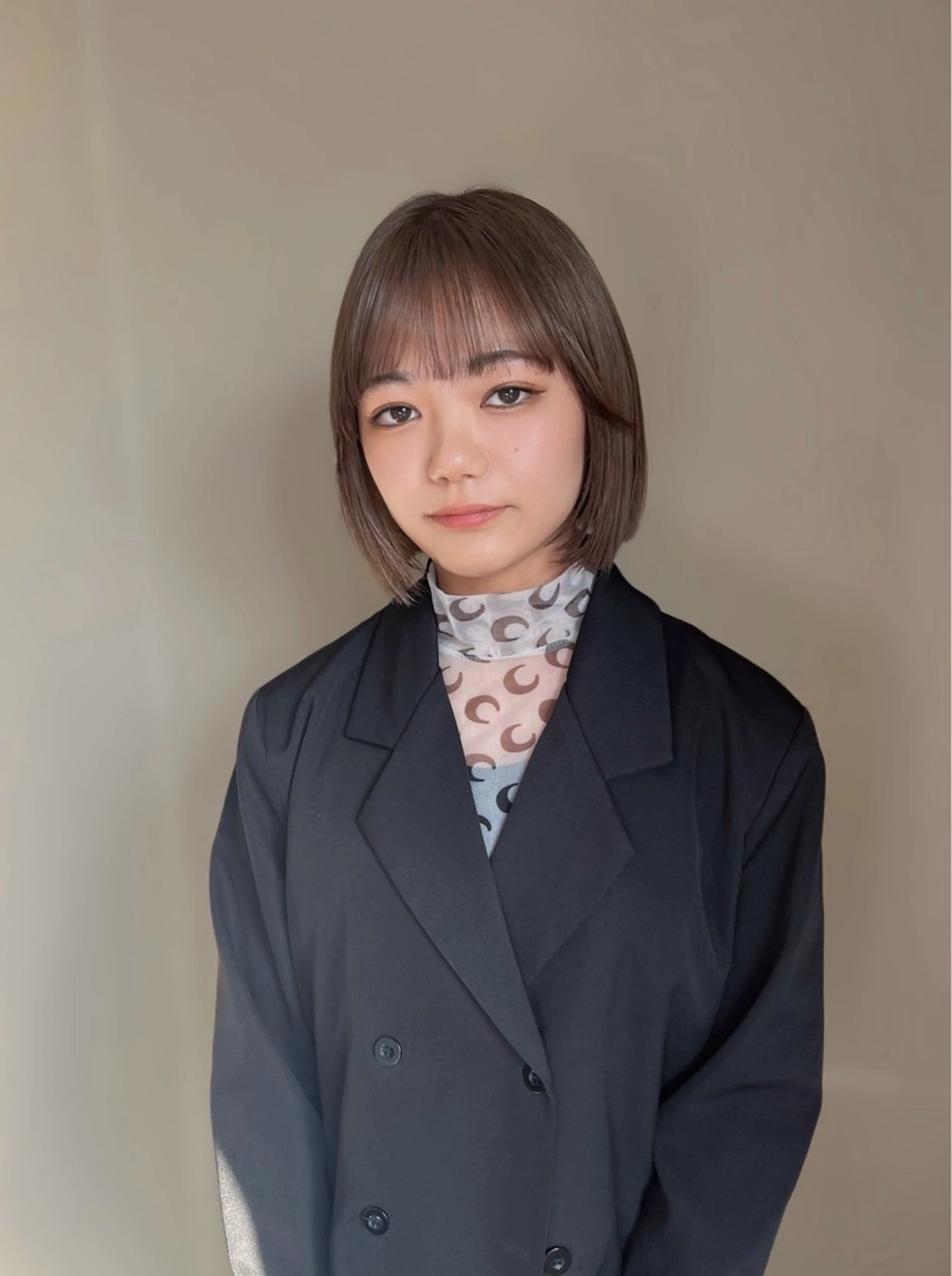 ショート カラー ブリーチ ブラウンカラー ヘアカラー トリートメント 韓国ヘア🇰🇷 RYOTAのヘアスタイル