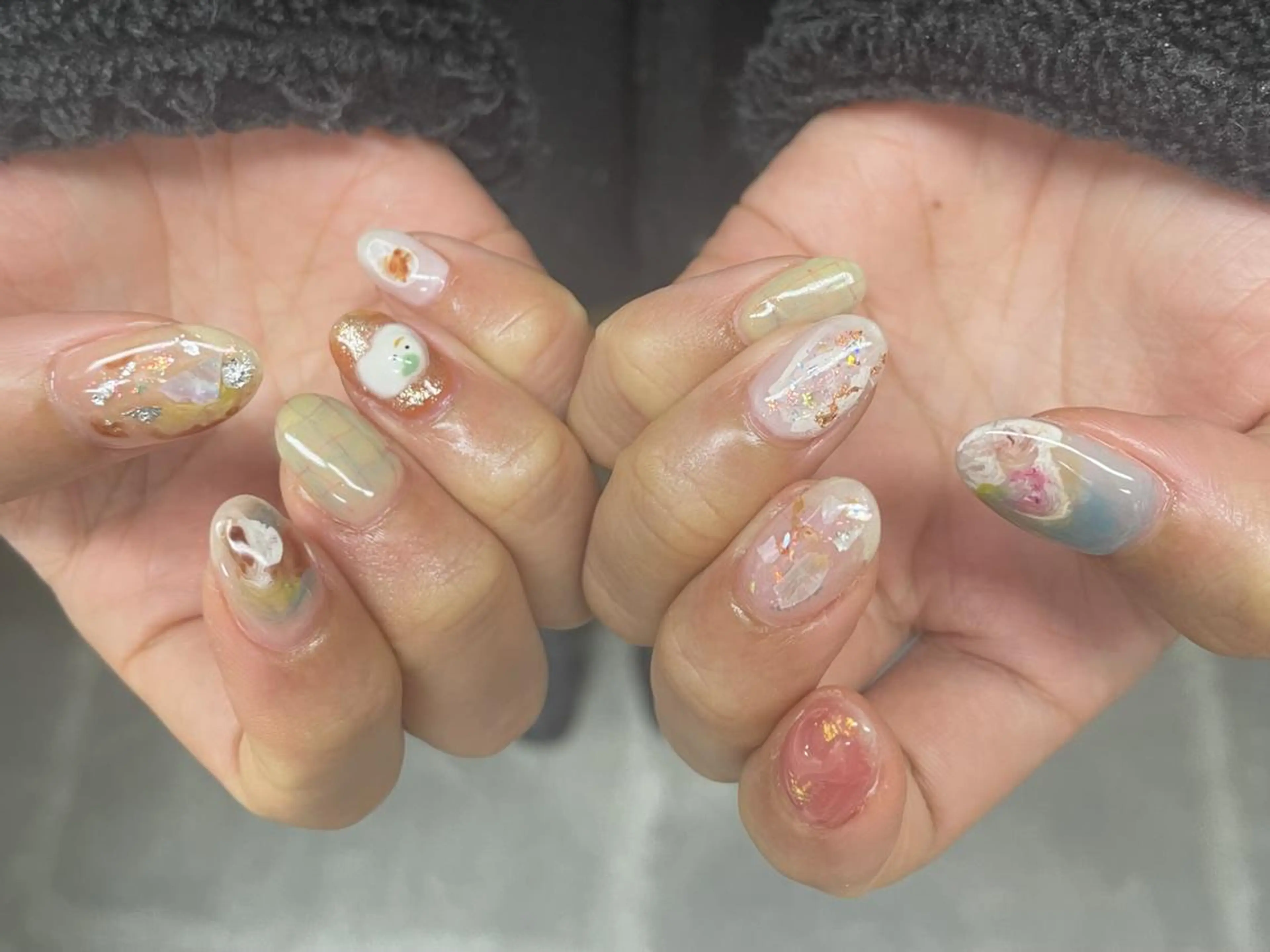 ネイル アートネイル フットネイル ジェルネイル キラキラネイル ニュアンスネイル nailstudio eviz新宿店のネイルデザイン