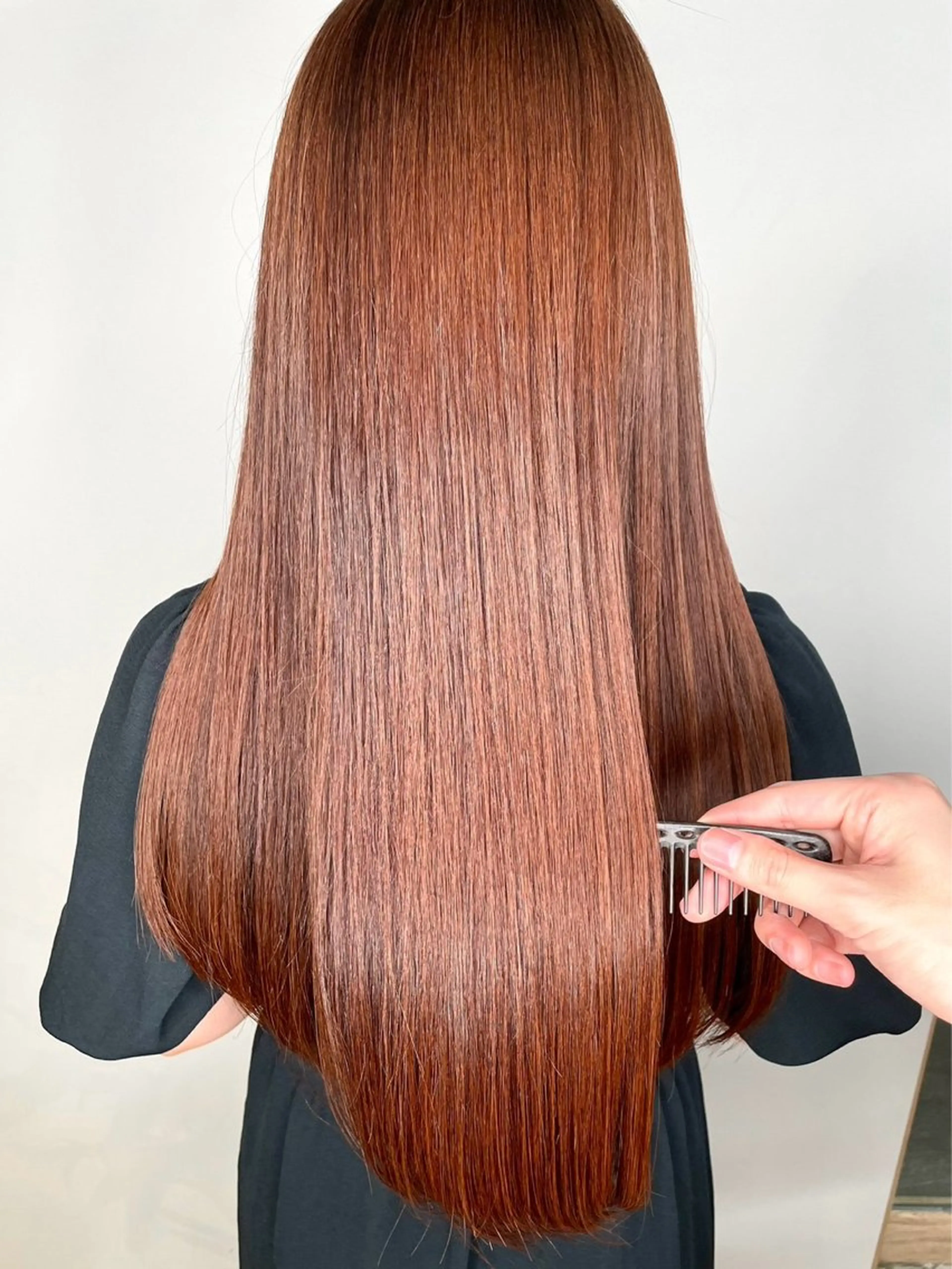 ロング トリートメント カット ヘアカラー トリートメント (h)wim kikoのヘアスタイル