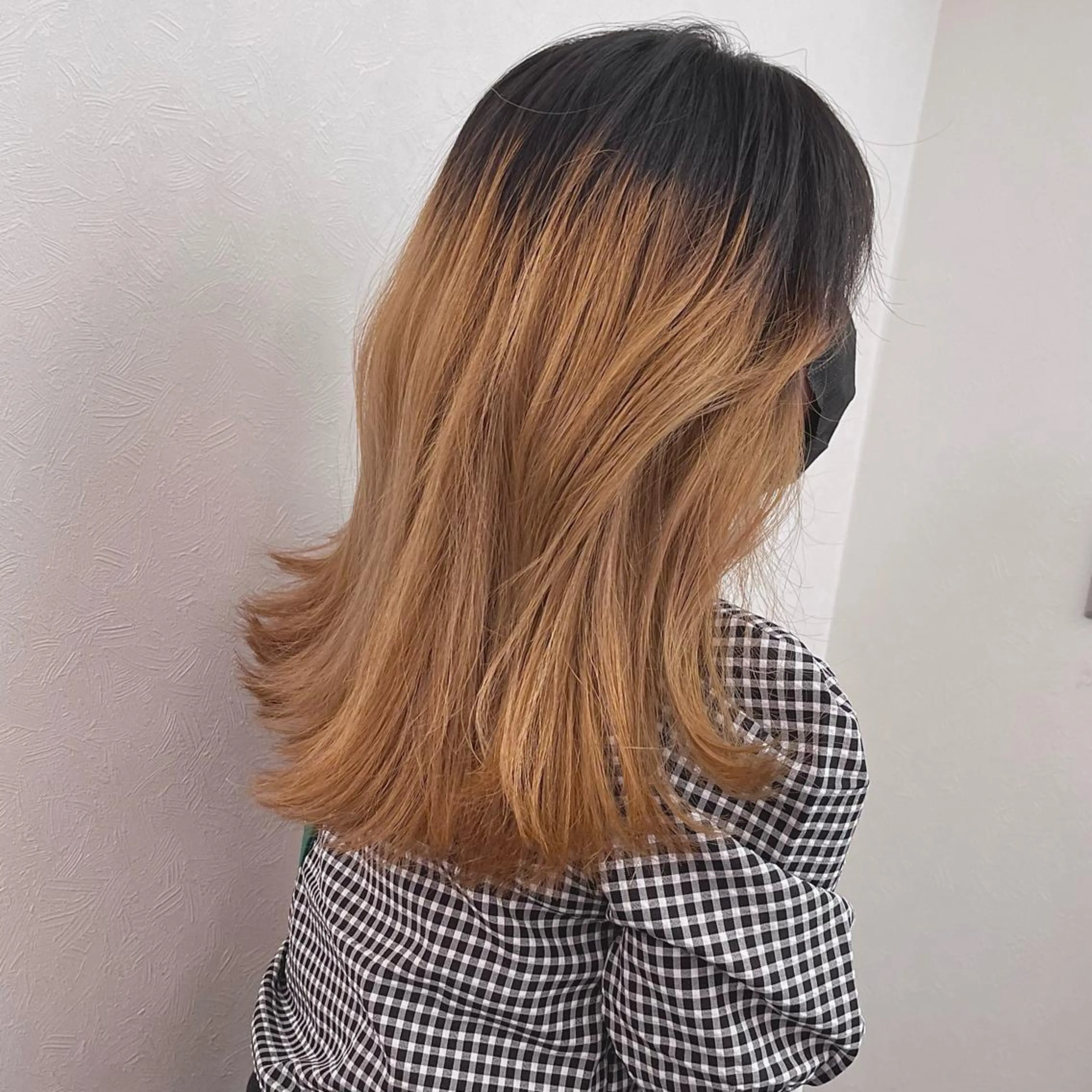 ミディアム 外ハネヘア カット SALOWIN渋谷神南店所属・yu-ri🩷 韓国ヘアのヘアスタイル