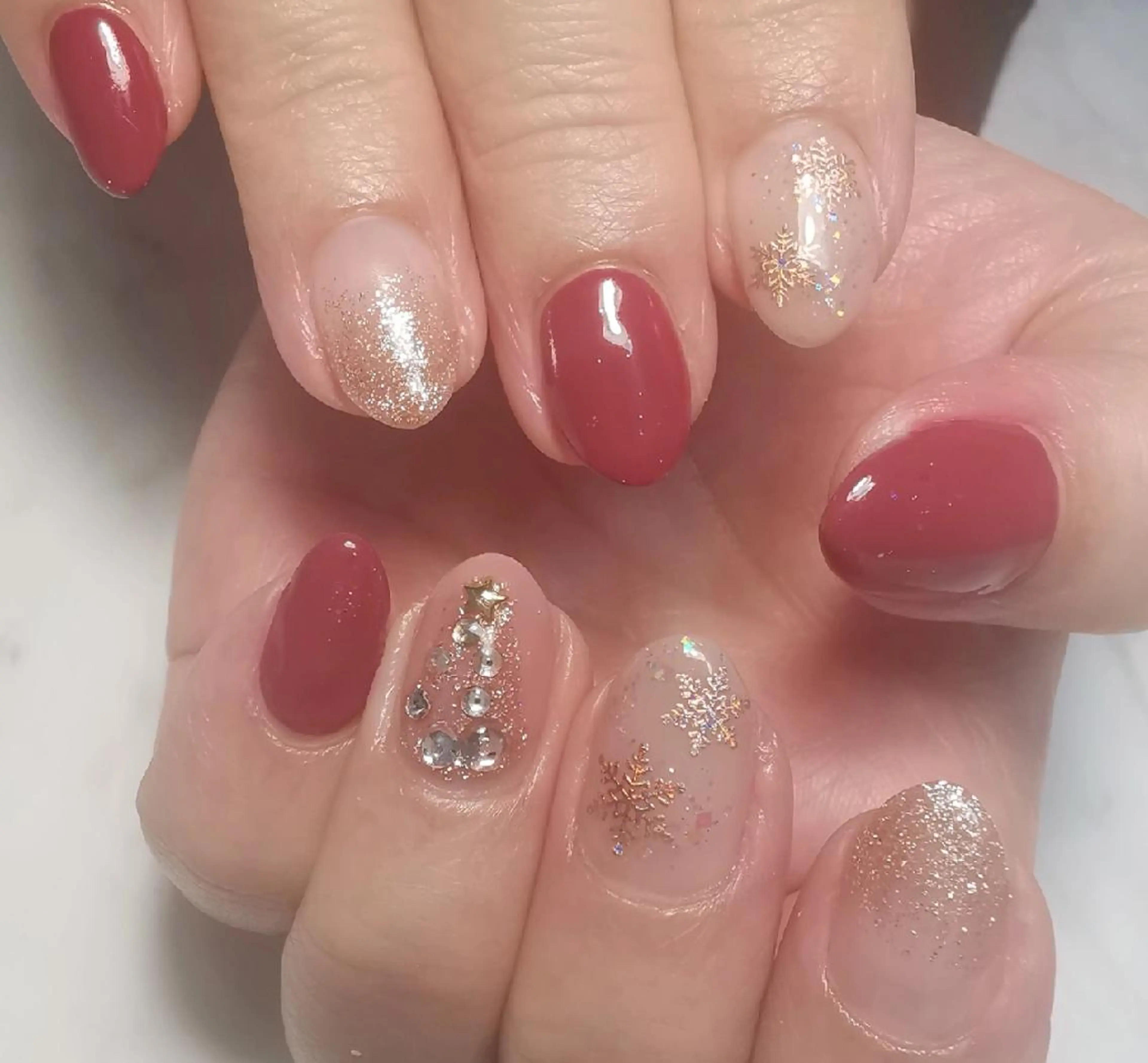 ネイル 冬ネイル クリスマス ハンドネイル reve あやののネイルデザイン