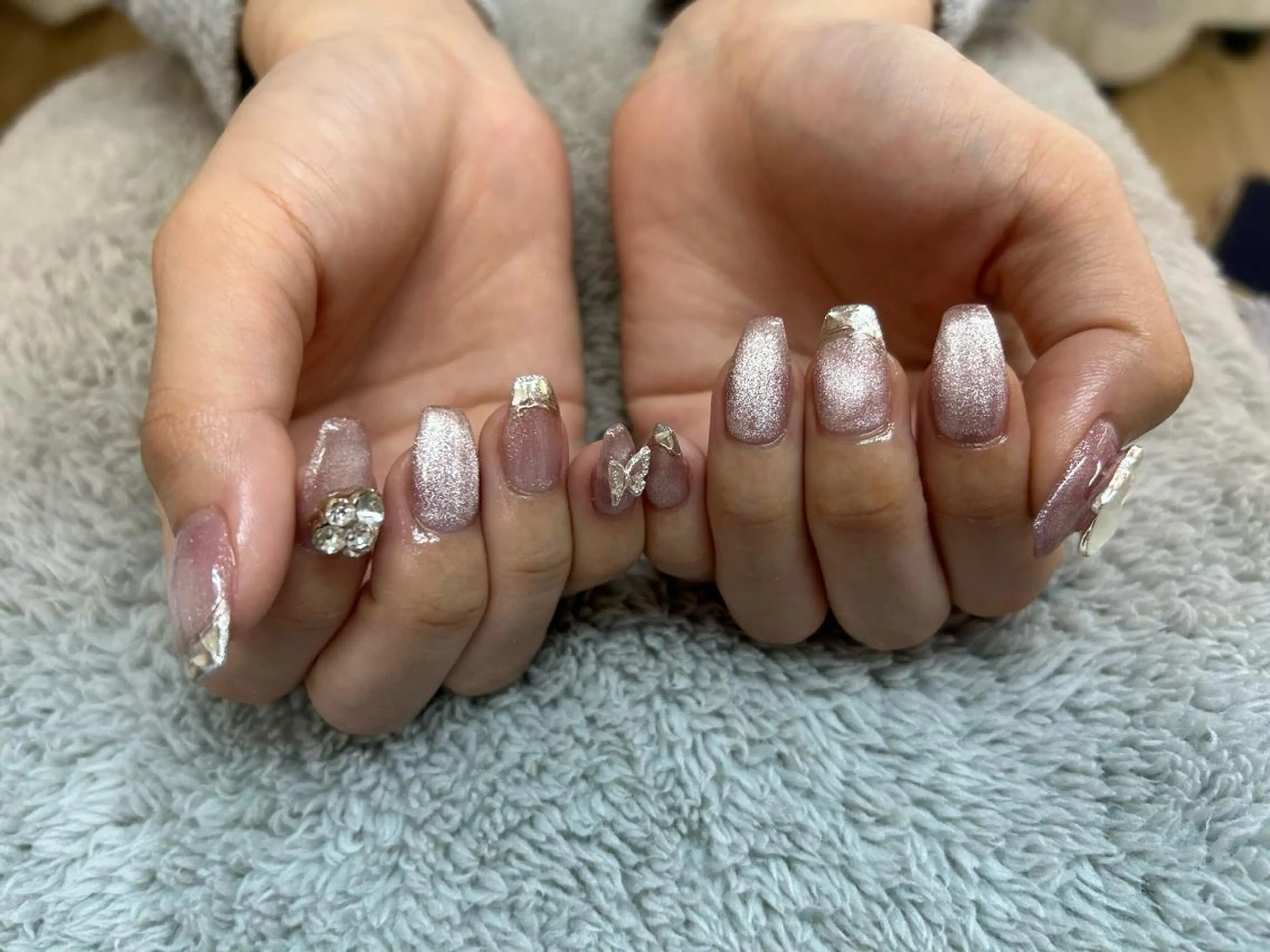 ネイル アートネイル 成人式 フットネイル フレンチネイル ガラスフレンチ brilliant s.kのネイルデザイン