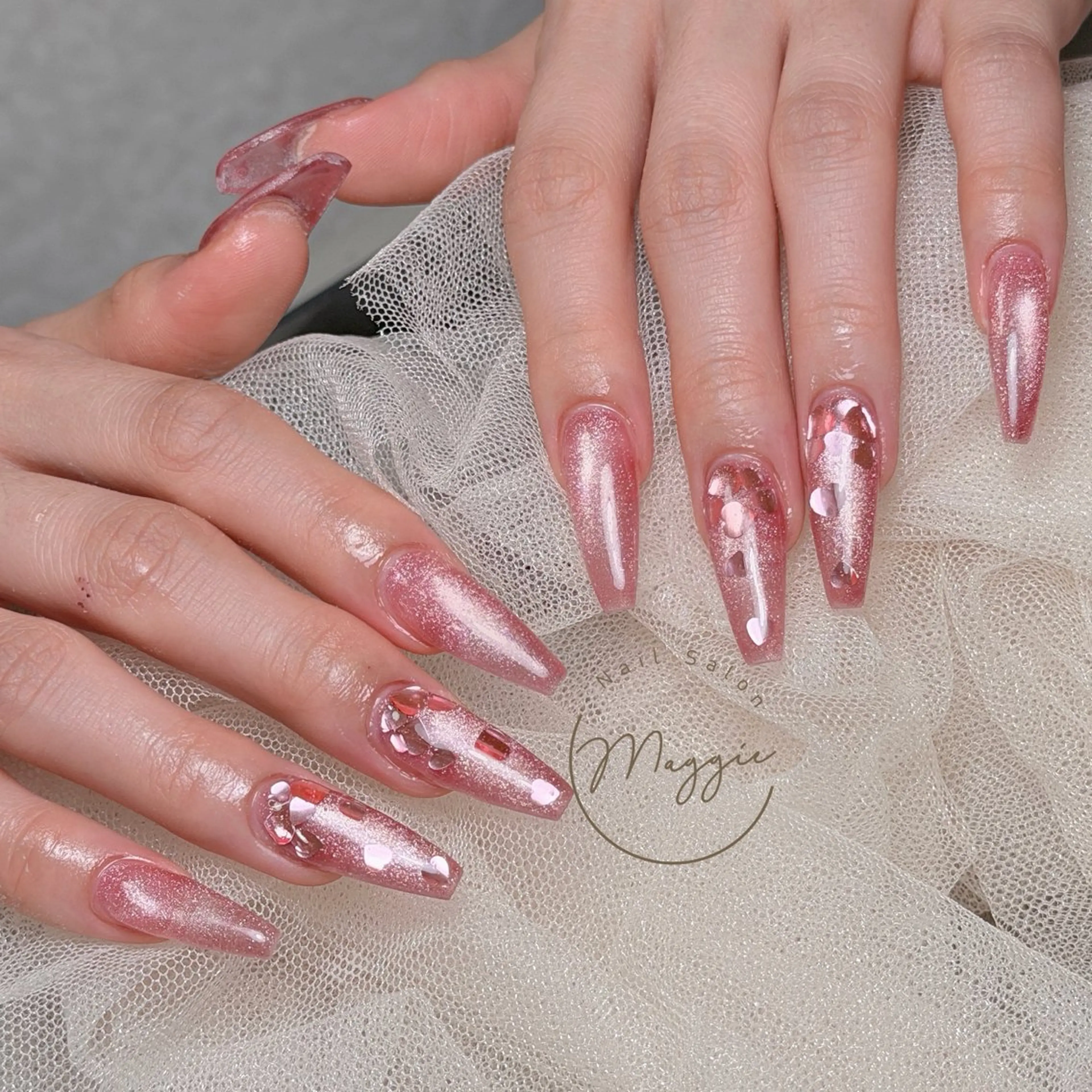 ネイル Maggie Nail🦩のネイルデザイン