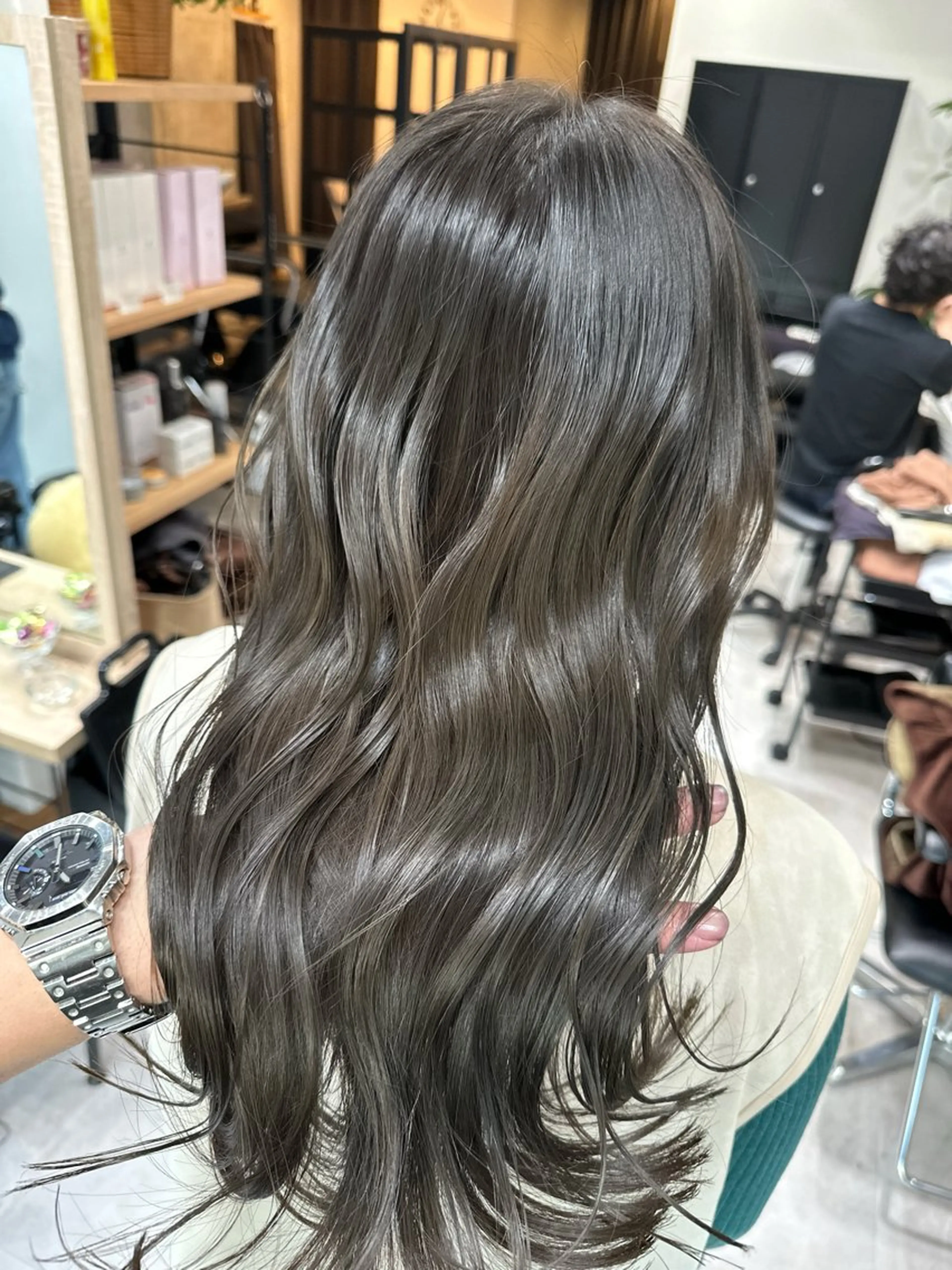 セミロング アッシュ カット ヘアカラー トリートメント ✨透明感カラー 恵比寿HAYATO✨のヘアスタイル