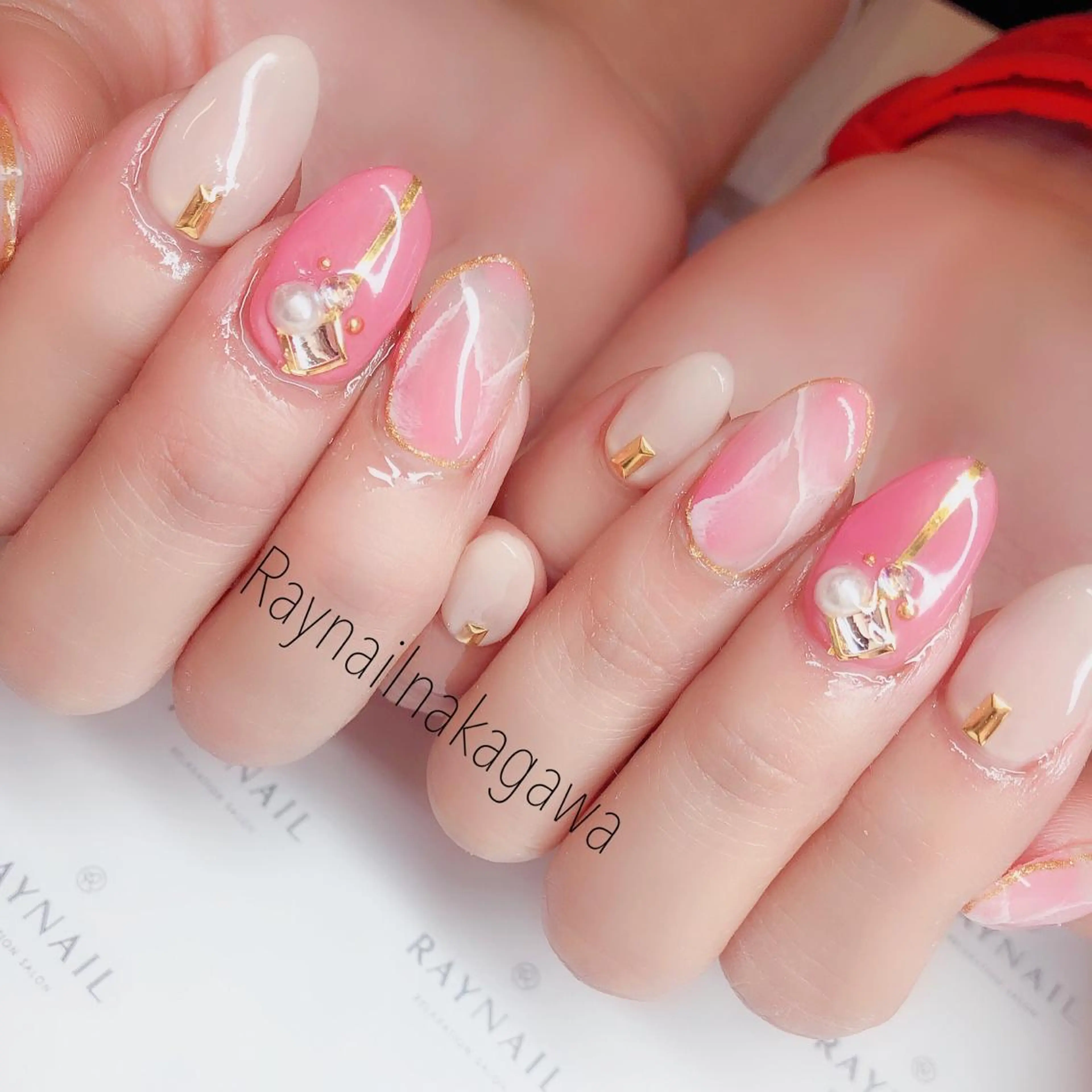 ネイル nailstudio ′ecole所属・nailstudio ′ecoleのネイルデザイン