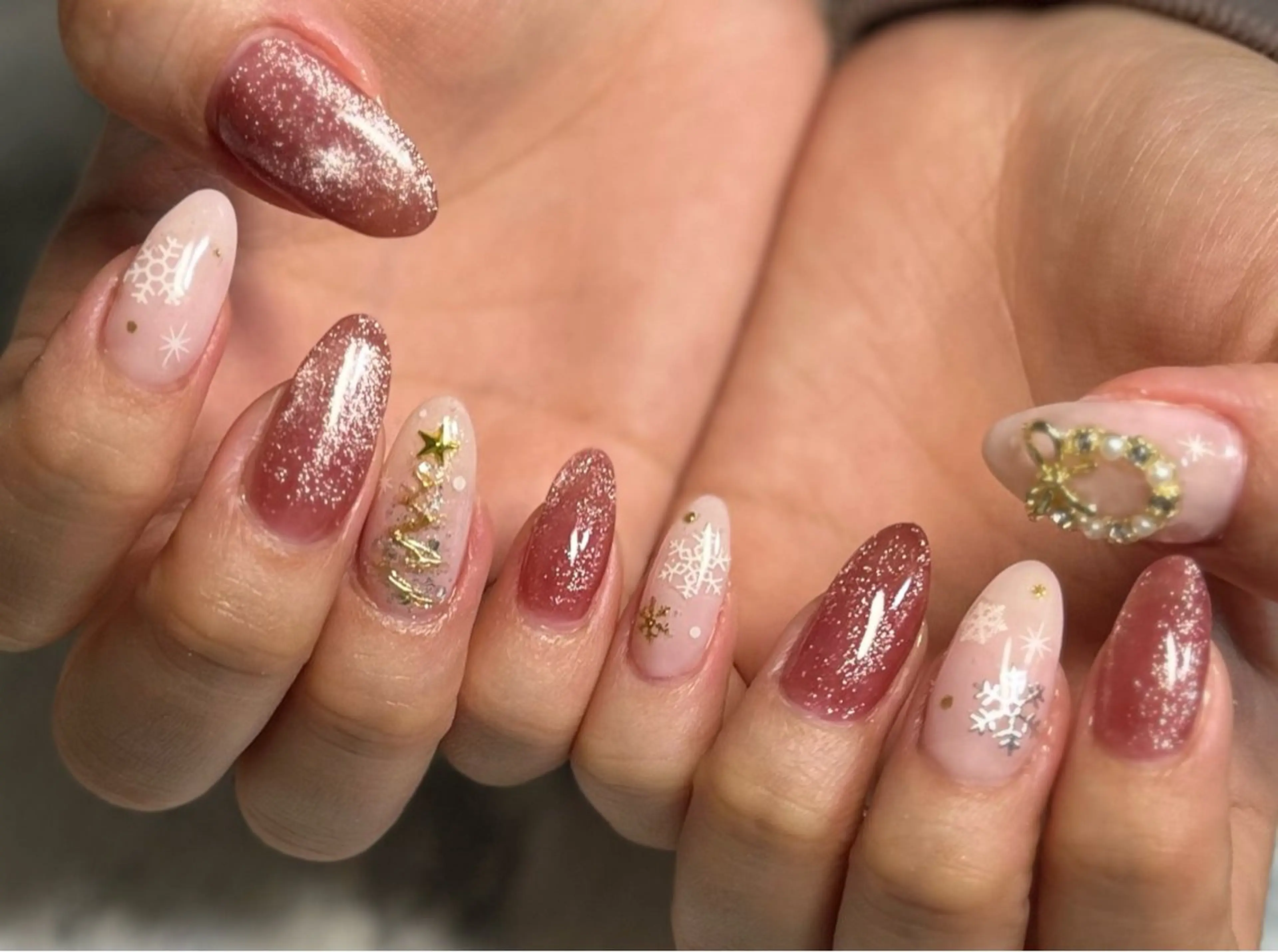 ネイル フットネイル ニュアンスネイル シンプルネイル 冬ネイル クリスマス ネイル フフラ所属・nail fufla ♡yamane♡のネイルデザイン