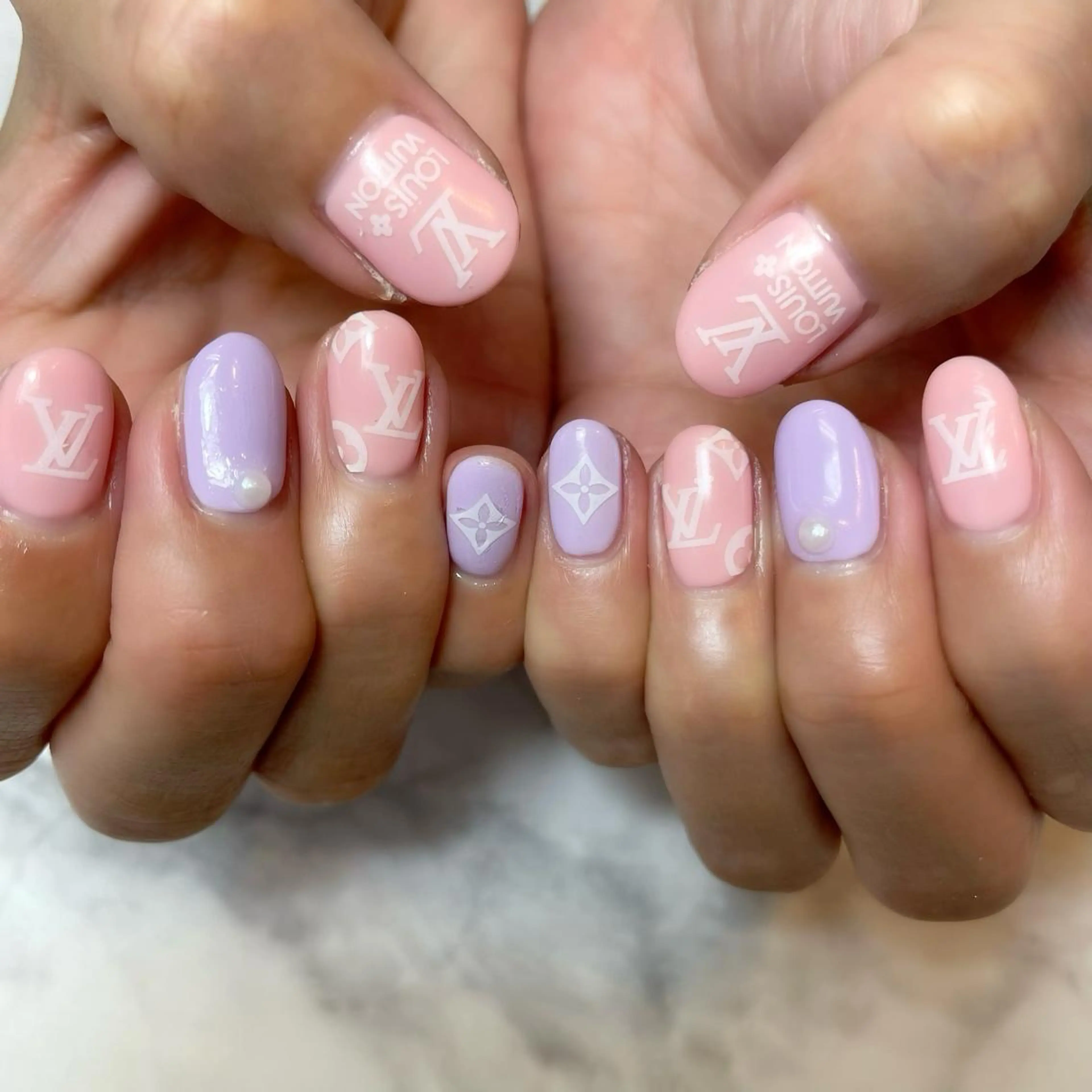 ネイル es nailのネイルデザイン