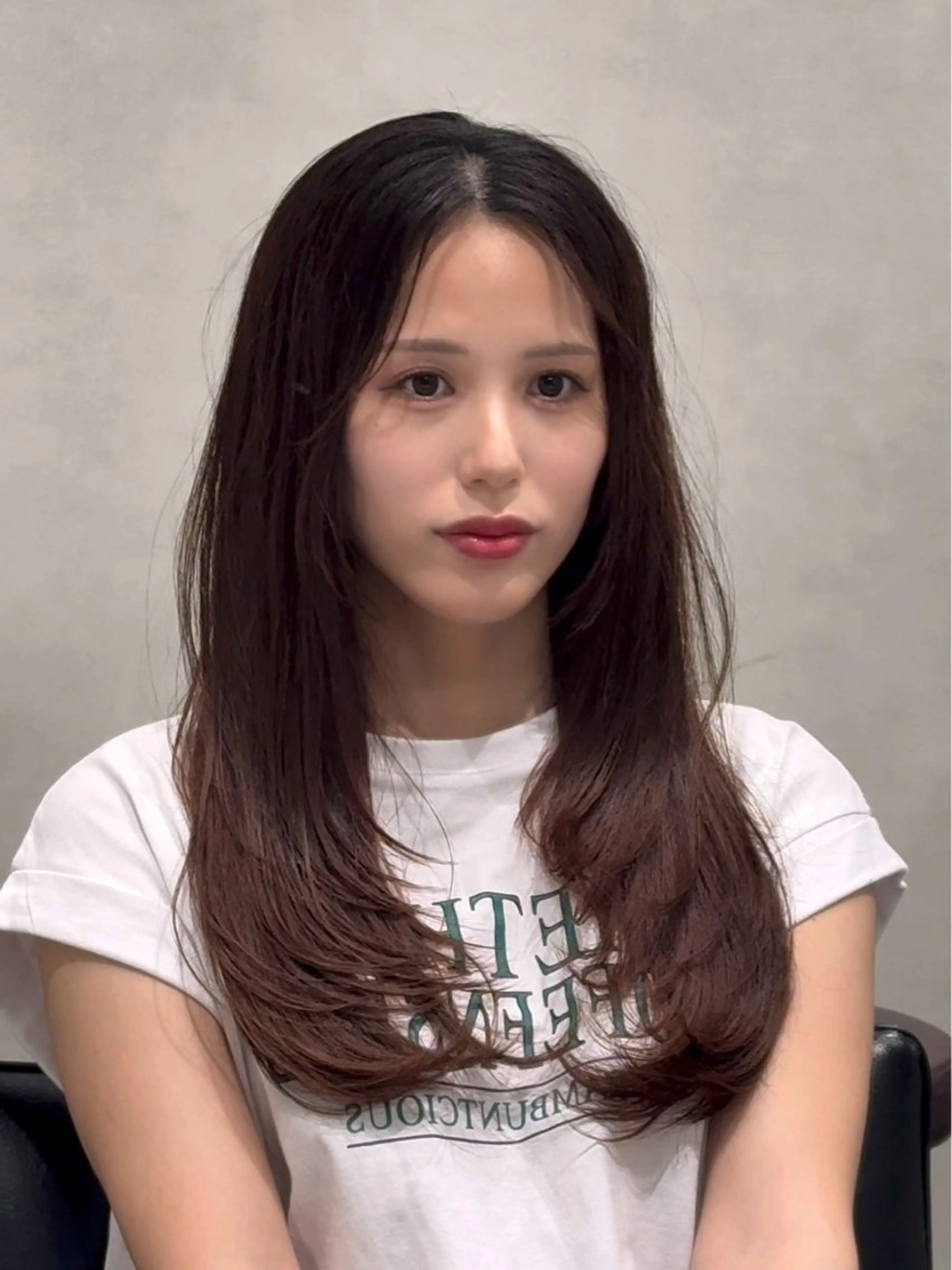 ロング ロングレイヤー レイヤーカット ロング 大阪梅田 稲葉利也斗のヘアスタイル