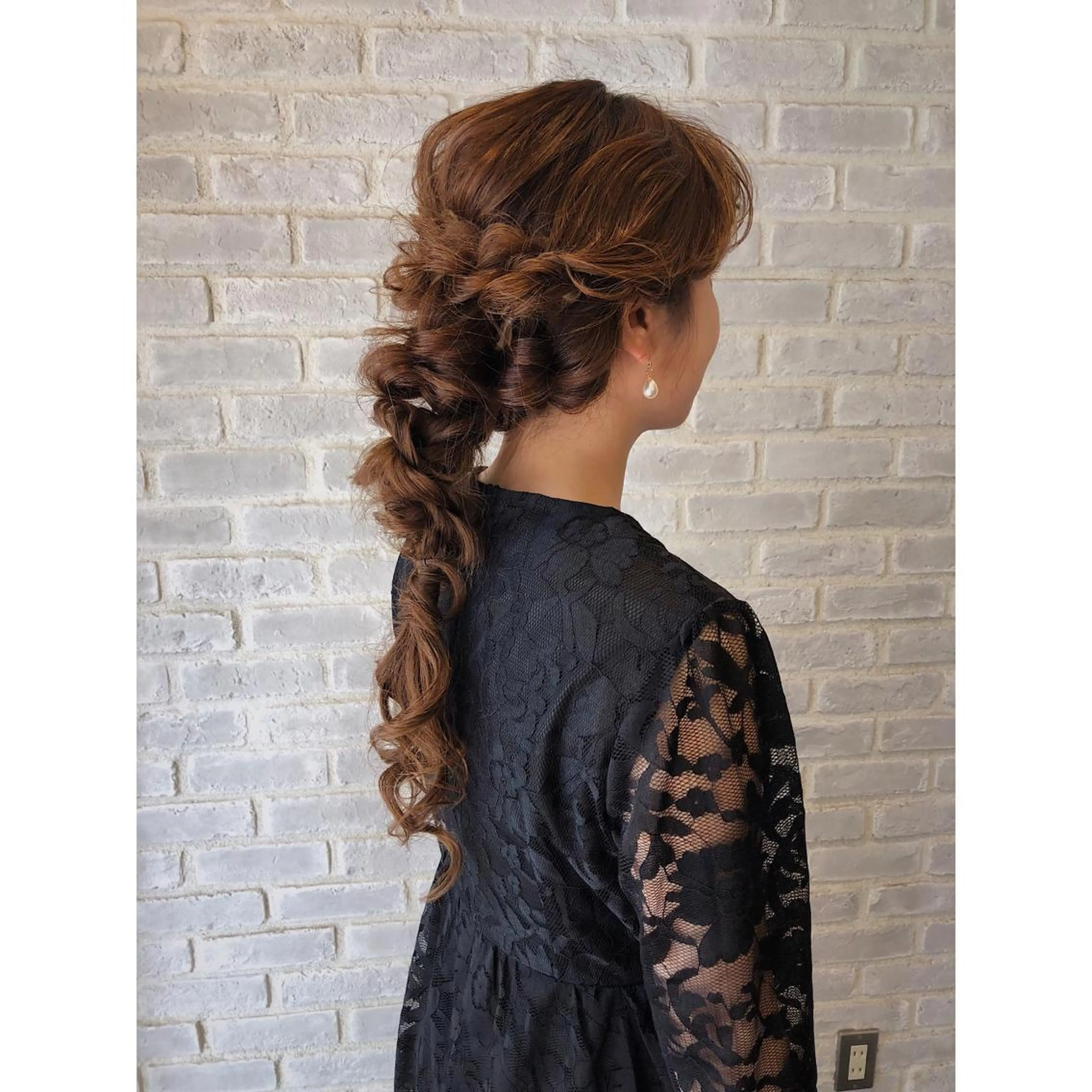 ロング カラー パーマ ヘアアレンジ 藤井 菜緒のヘアスタイル