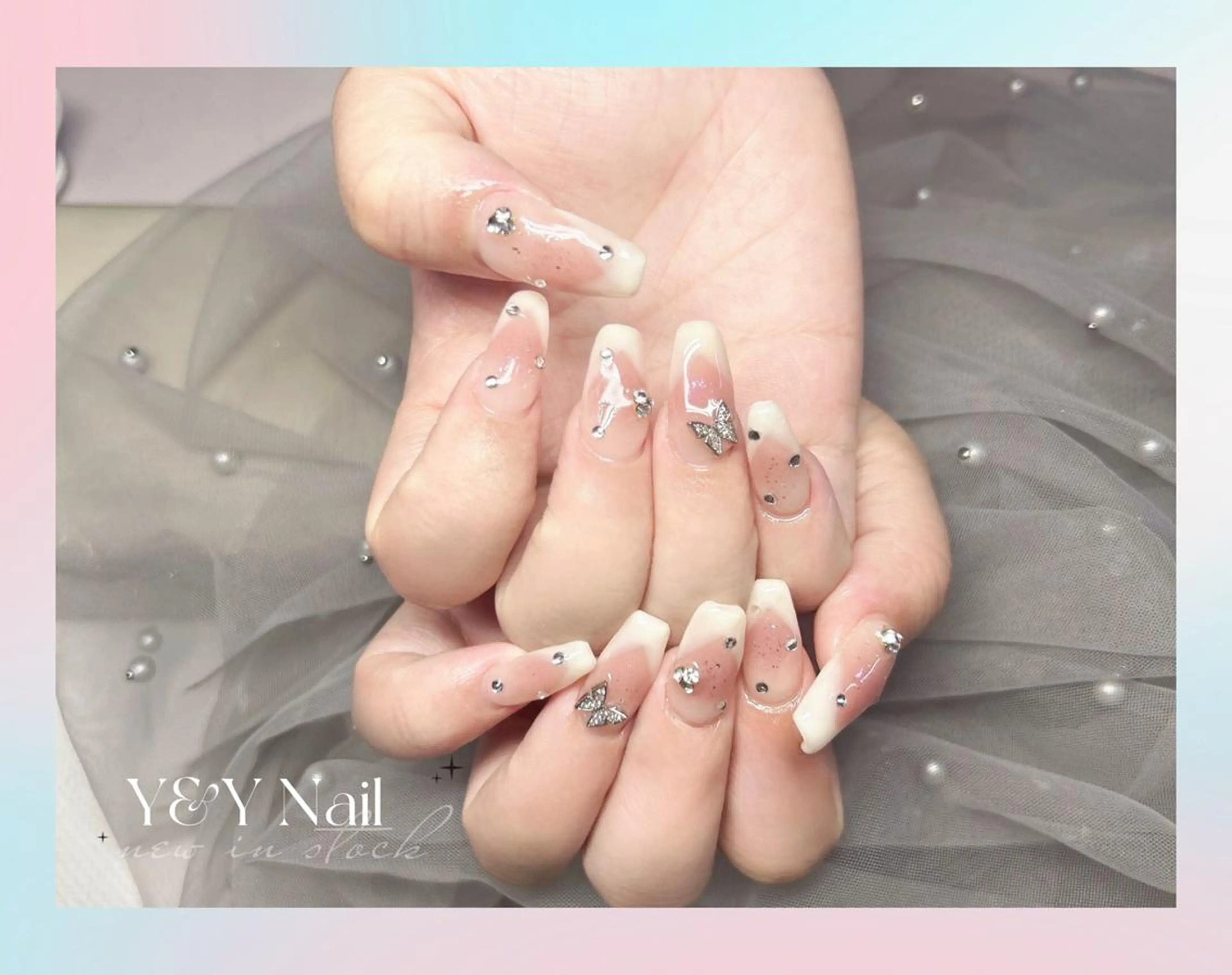 ネイル ハンドネイル トレンド ネイル スタジオのネイルデザイン