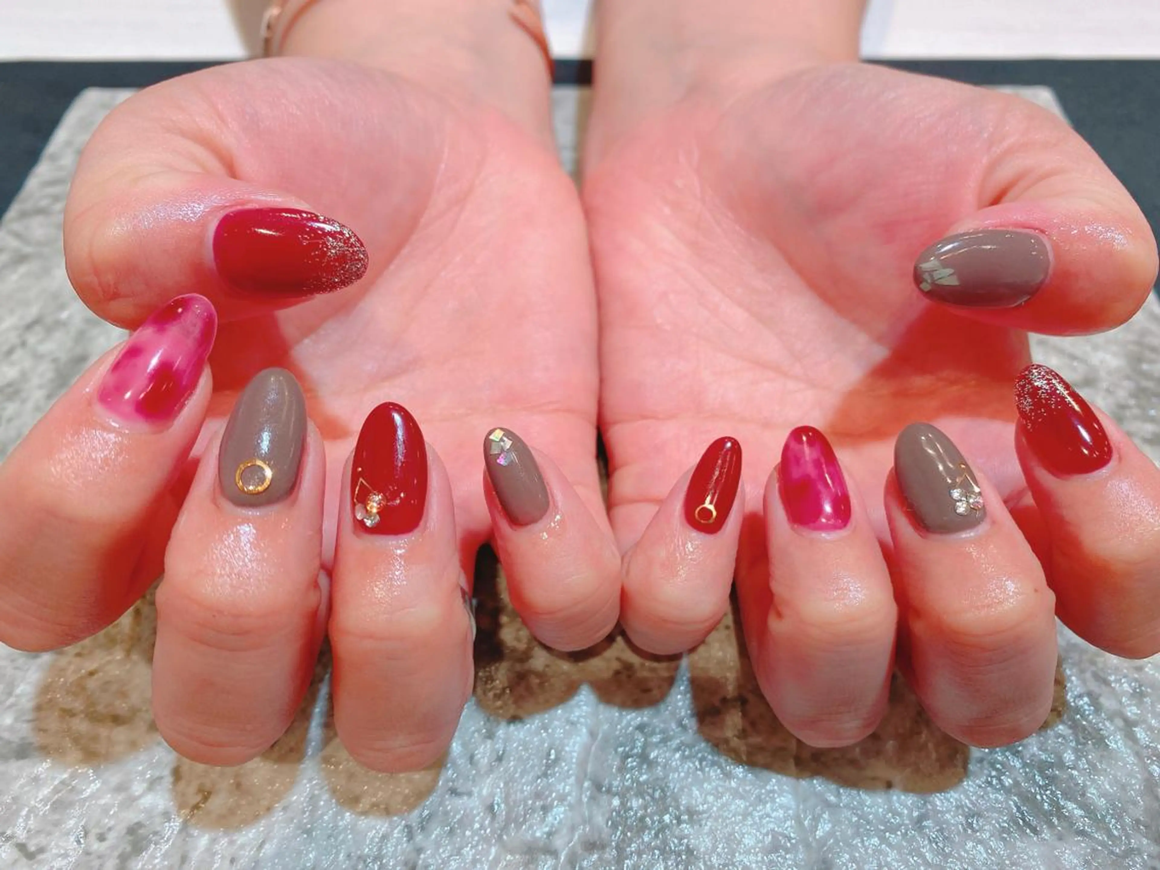 ネイル ハンドネイル 鈴木 優菜のネイルデザイン