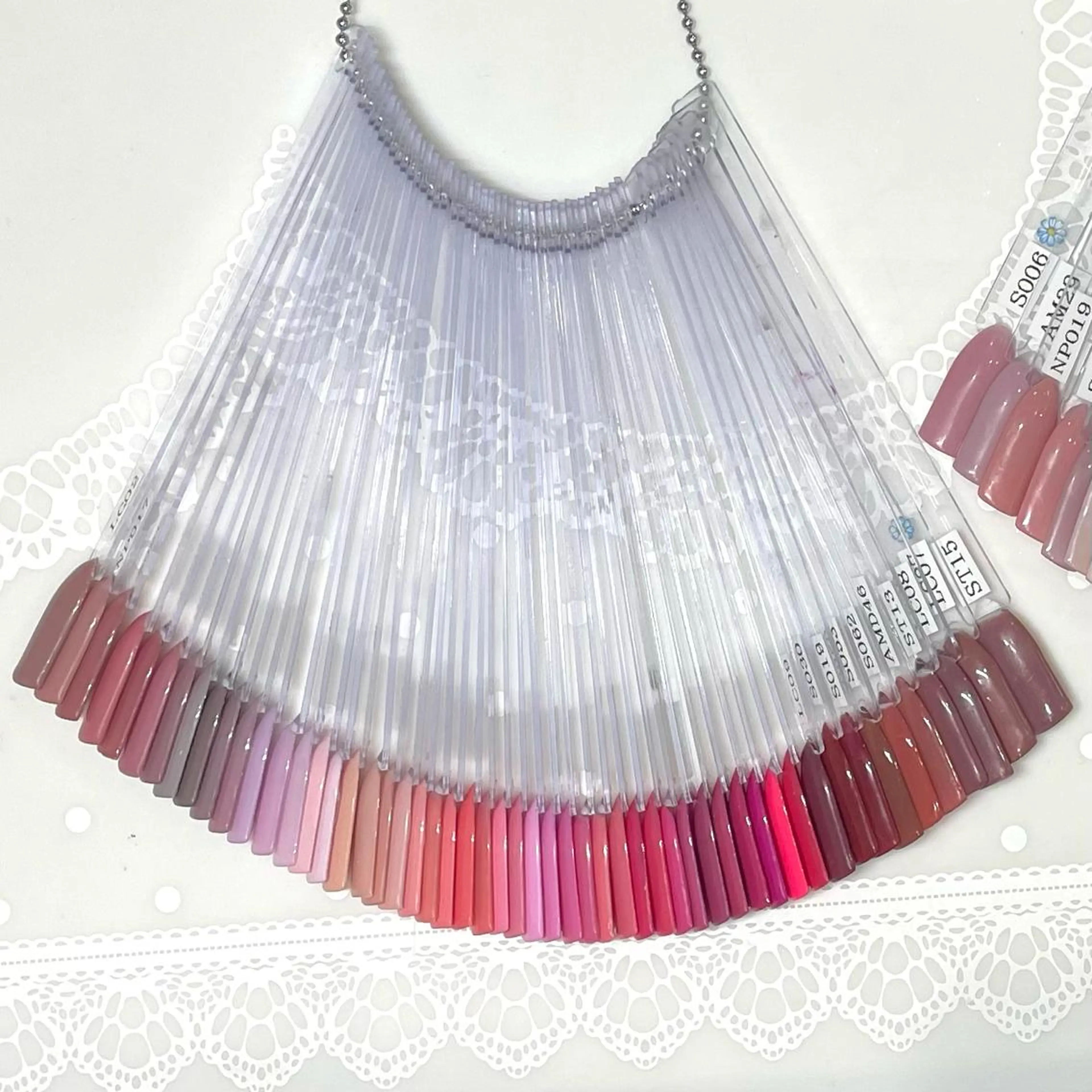 ネイル イシモト アカリのネイルデザイン