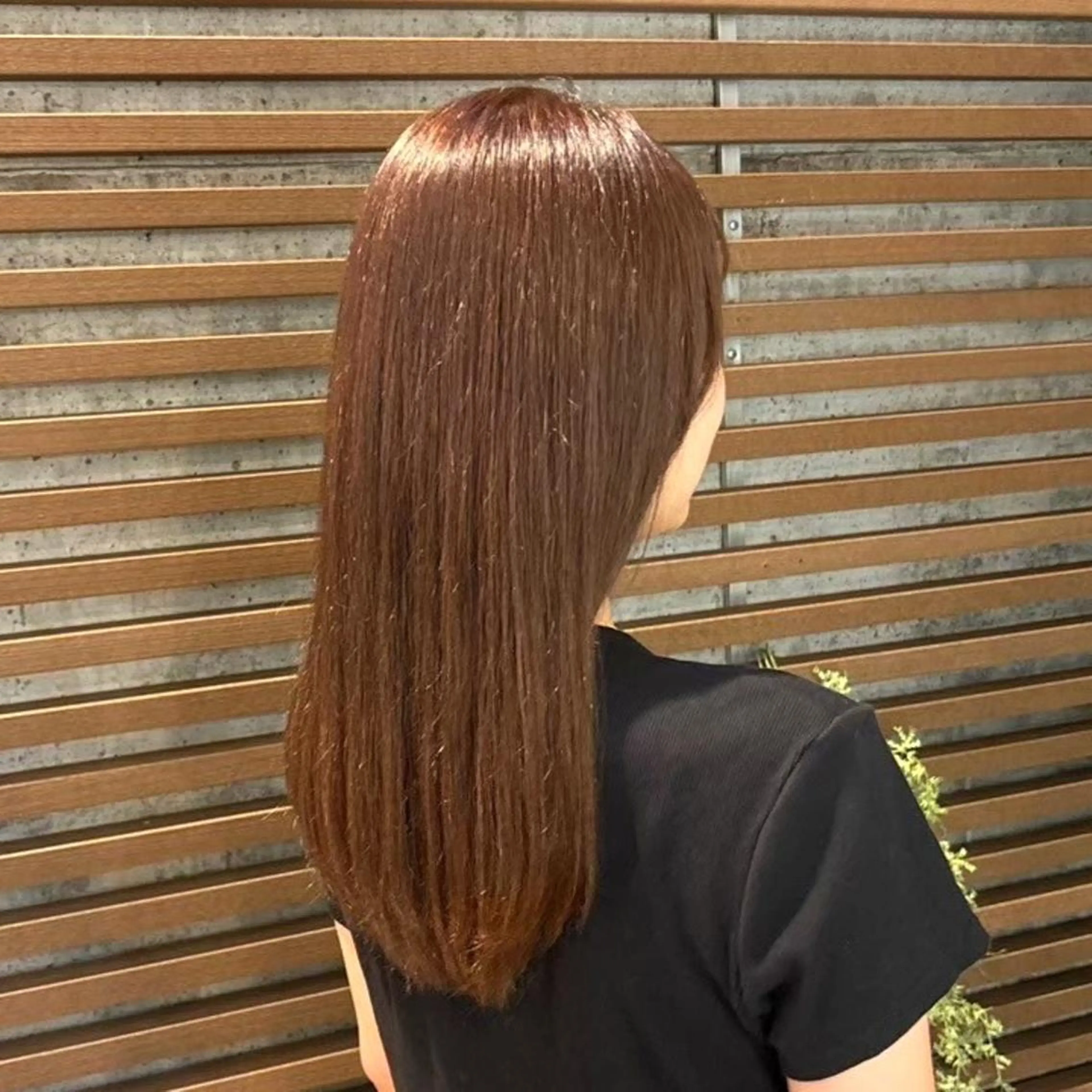 ロング カラー パーマ ベージュカラー ブラウンカラー ロング 縮毛矯正 ストレートパーマ カット ヘアカラー パーマ 縮毛矯正 秋山 達乃進のヘアスタイル