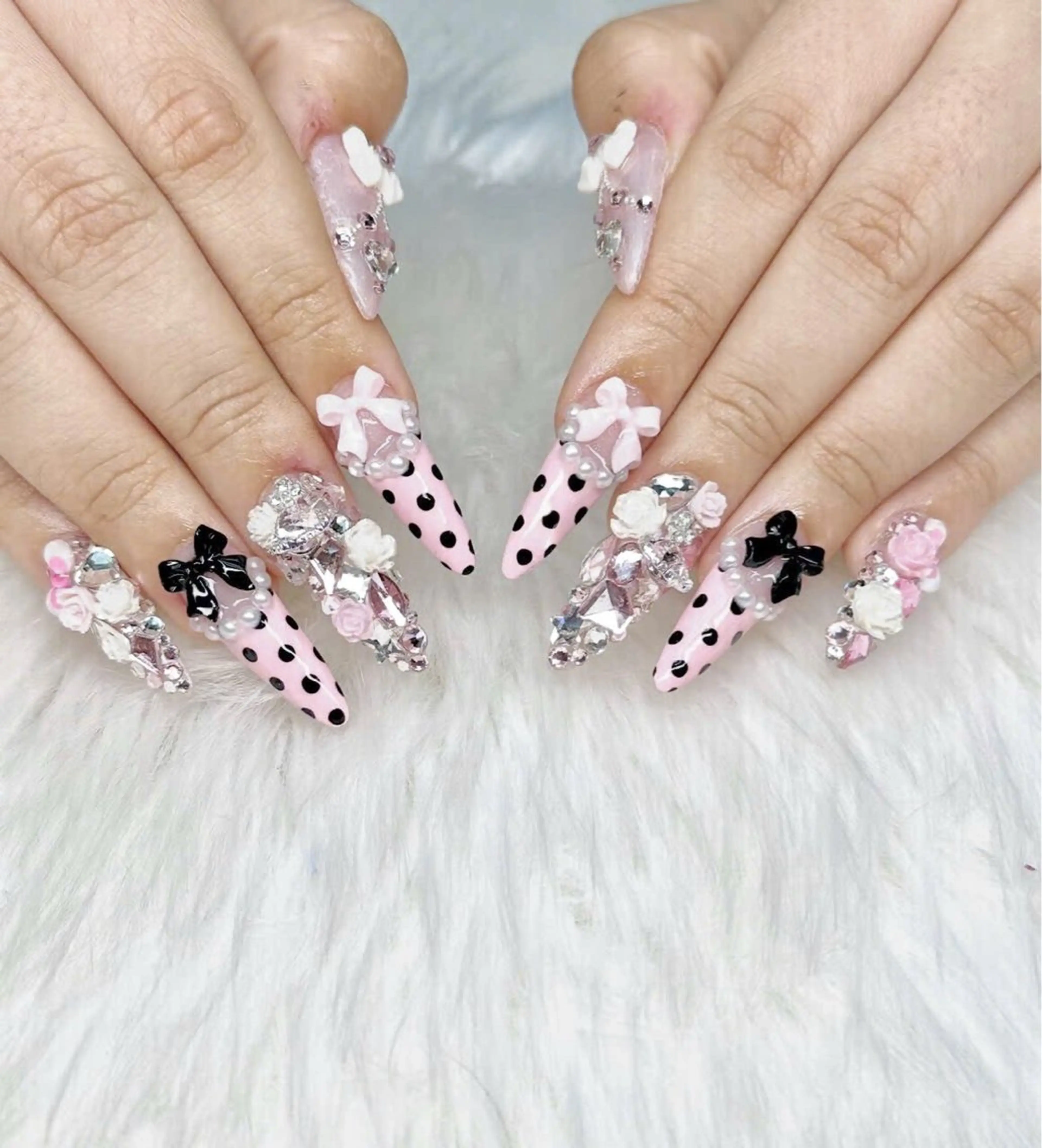 ネイル フレンチネイル キラキラネイル マグネットネイル ミラーネイル ニュアンスネイル ハンドネイル Lina所属・MeiMei Nail モデル募集のネイルデザイン
