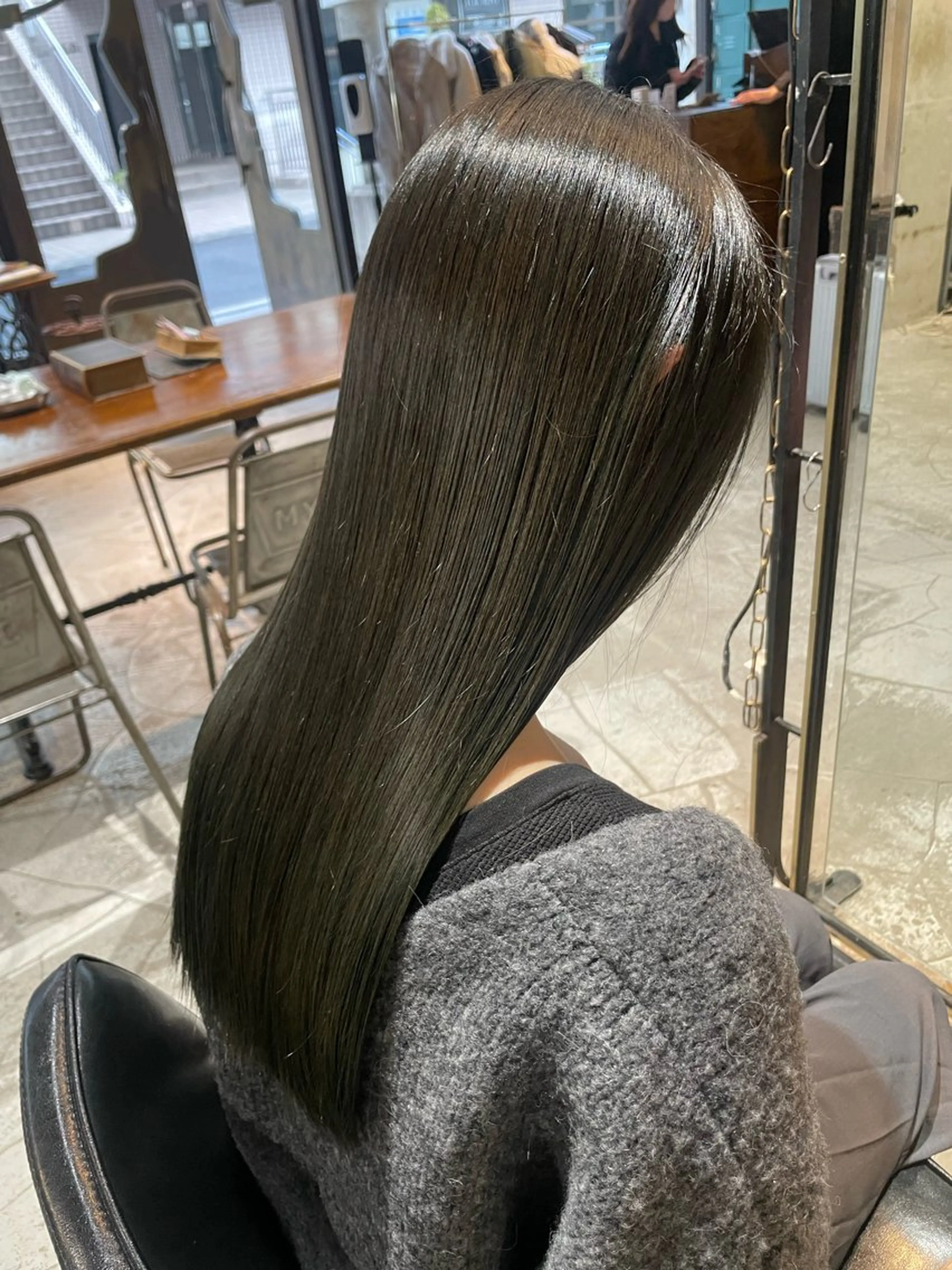 ロング カラー ヘアアレンジ ベージュカラー 透明感カラー グレージュ オリーブベージュ オリーブグレージュ カット ヘアカラー トリートメント 🌿透明感/レイヤー 🌿TATSUKIのヘアスタイル