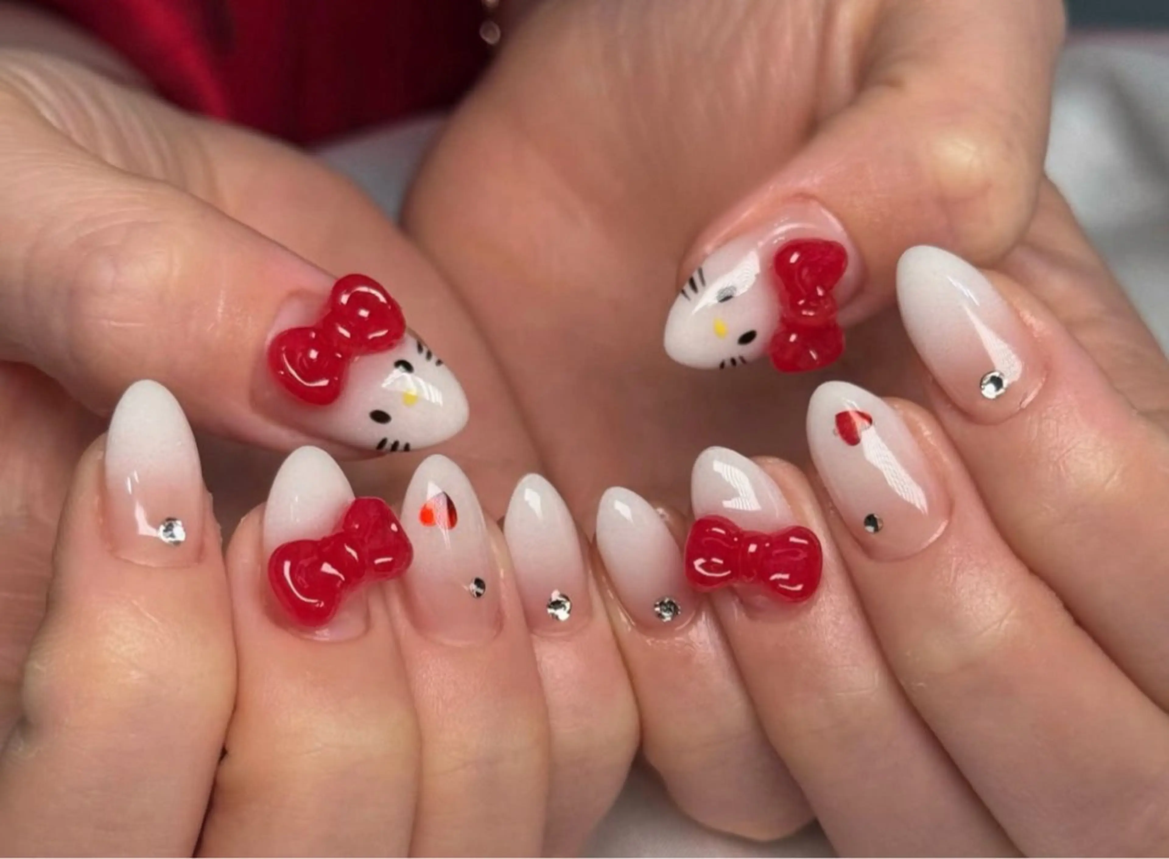 ネイル ボルドー チークネイル 成人式 フレンチネイル グラデーション Lina nail所属・Lunaa 池袋のネイルデザイン