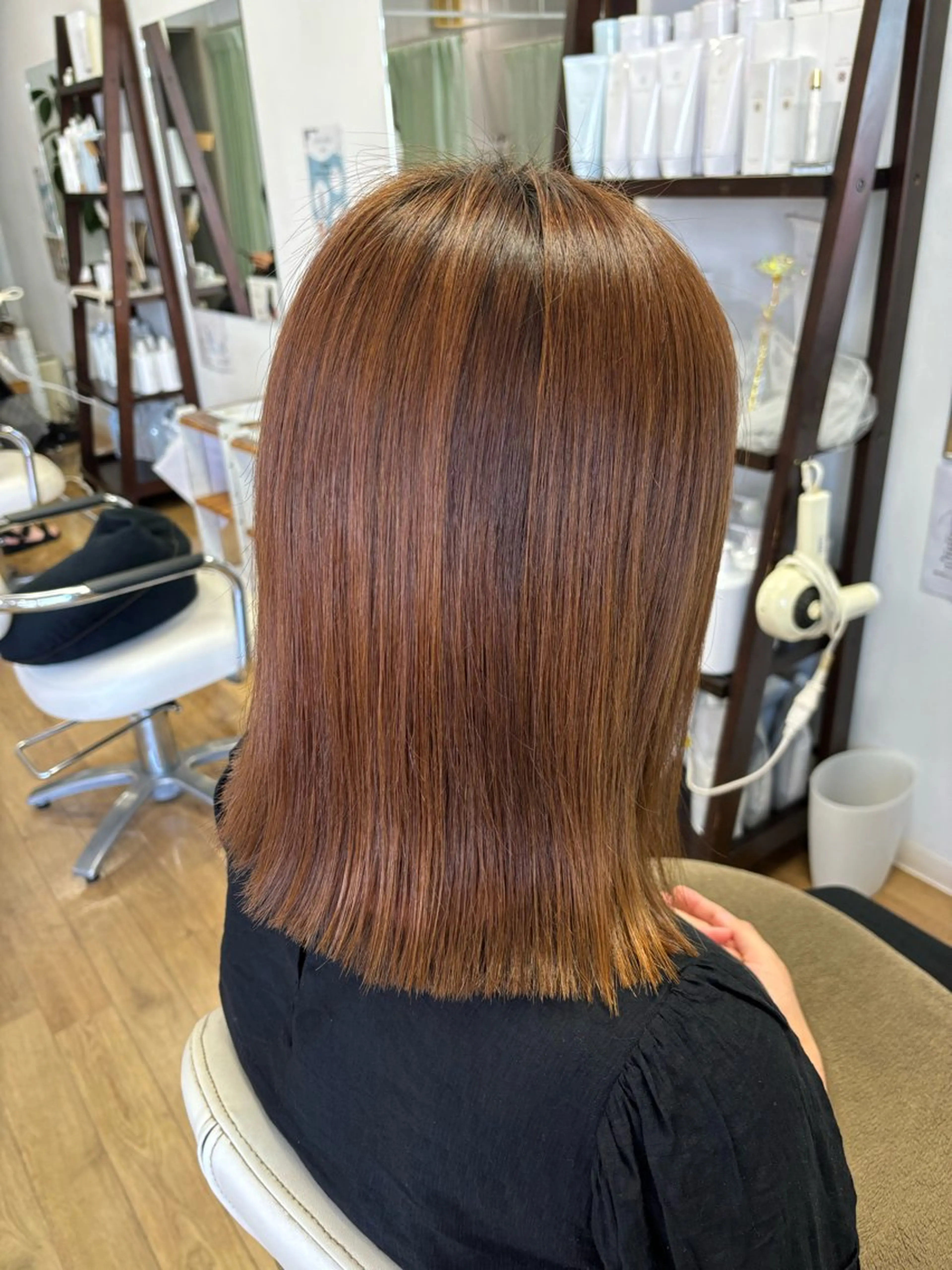 ミディアム パーマ SALOWIN 岡山店所属・ボブ/艶カラー/ manaka 🥣のヘアスタイル