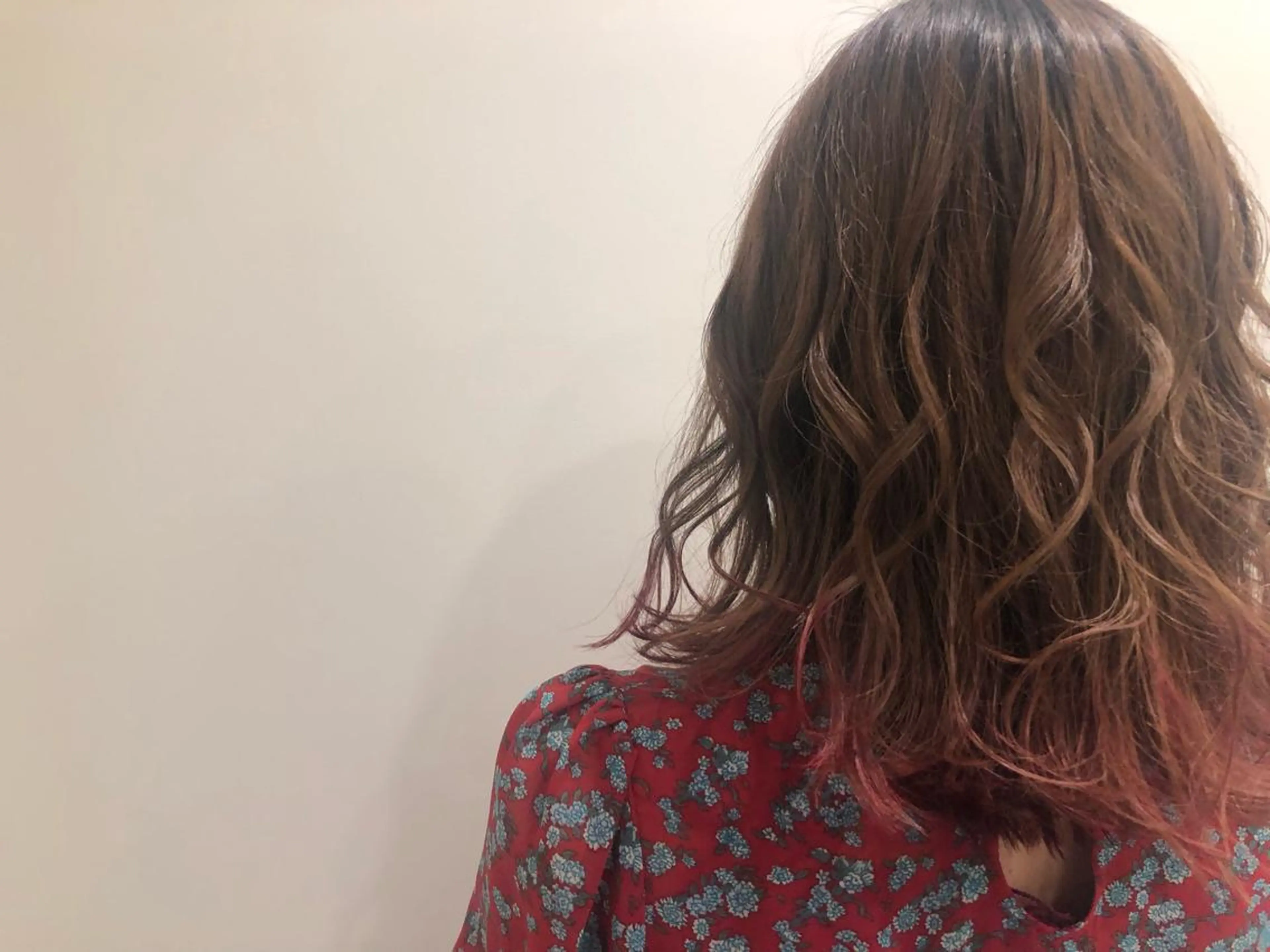 ミディアム GO TODAY SHAiRE SALON原宿Stella店所属・GO TODAY シェアサロンのヘアスタイル