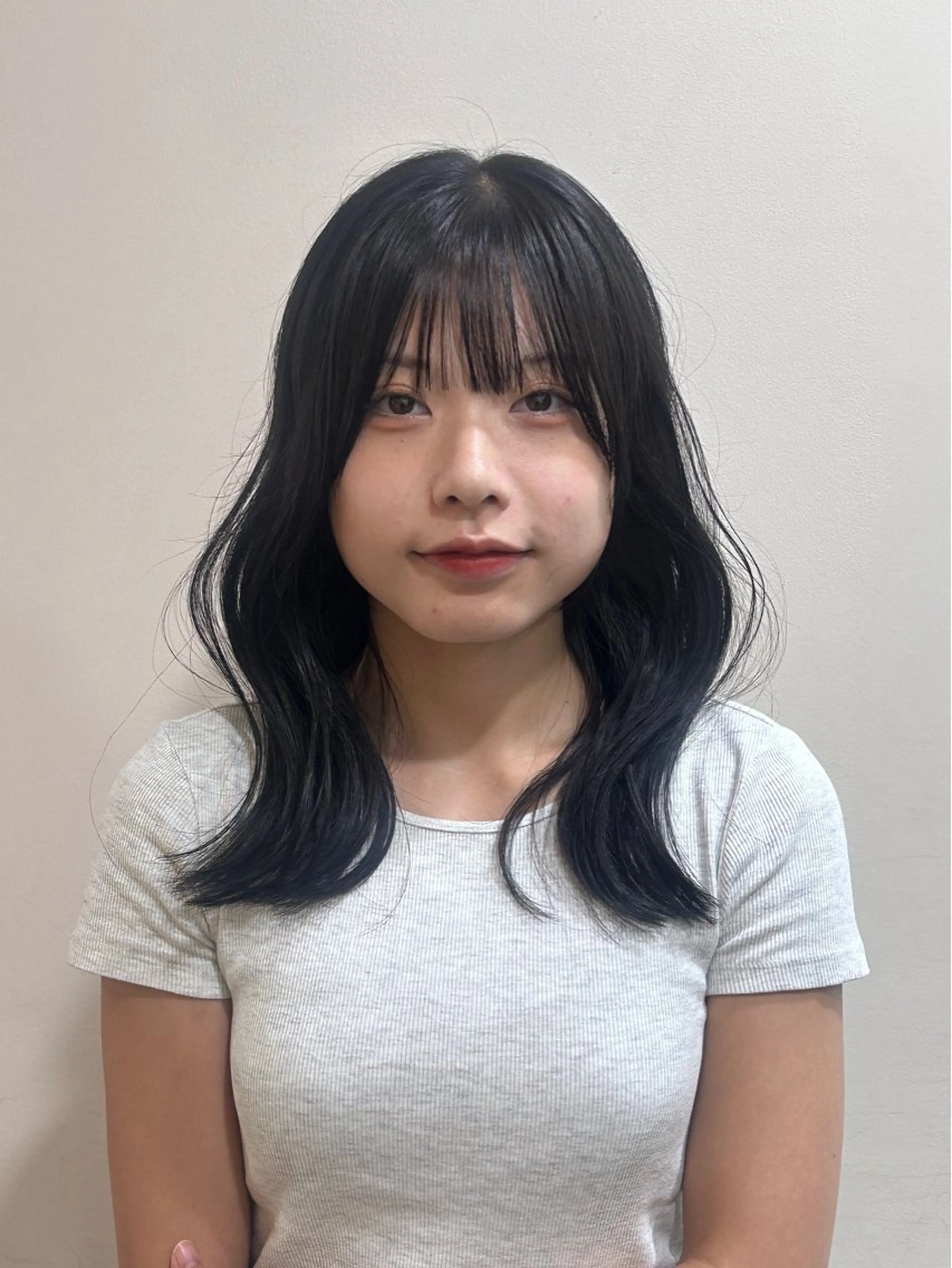 ミディアム カラー カット ヘアカラー トリートメント ナチュラル大人っぽい スタイル MAORIのヘアスタイル