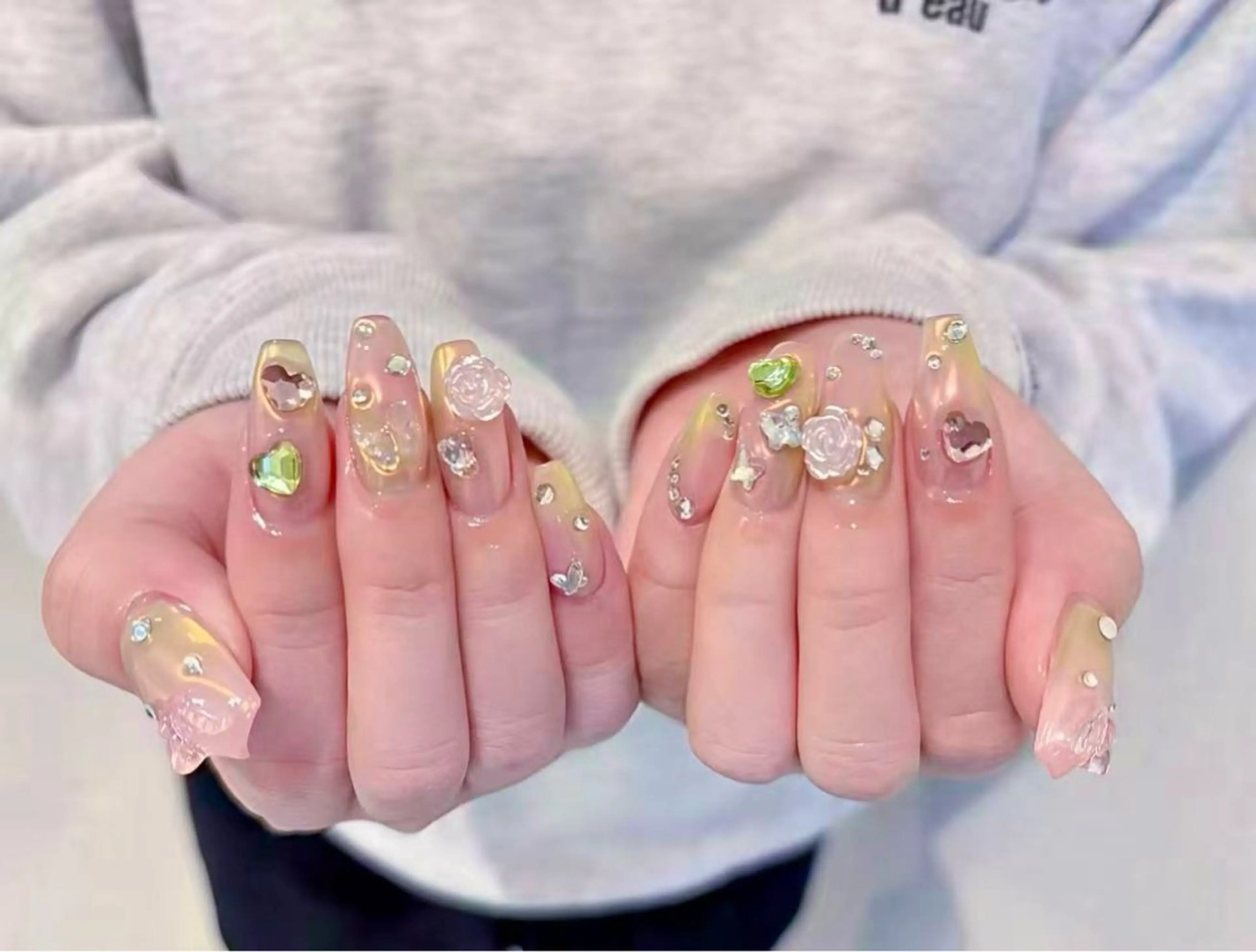 ネイル ハンドネイル L&Y Nail salonのネイルデザイン