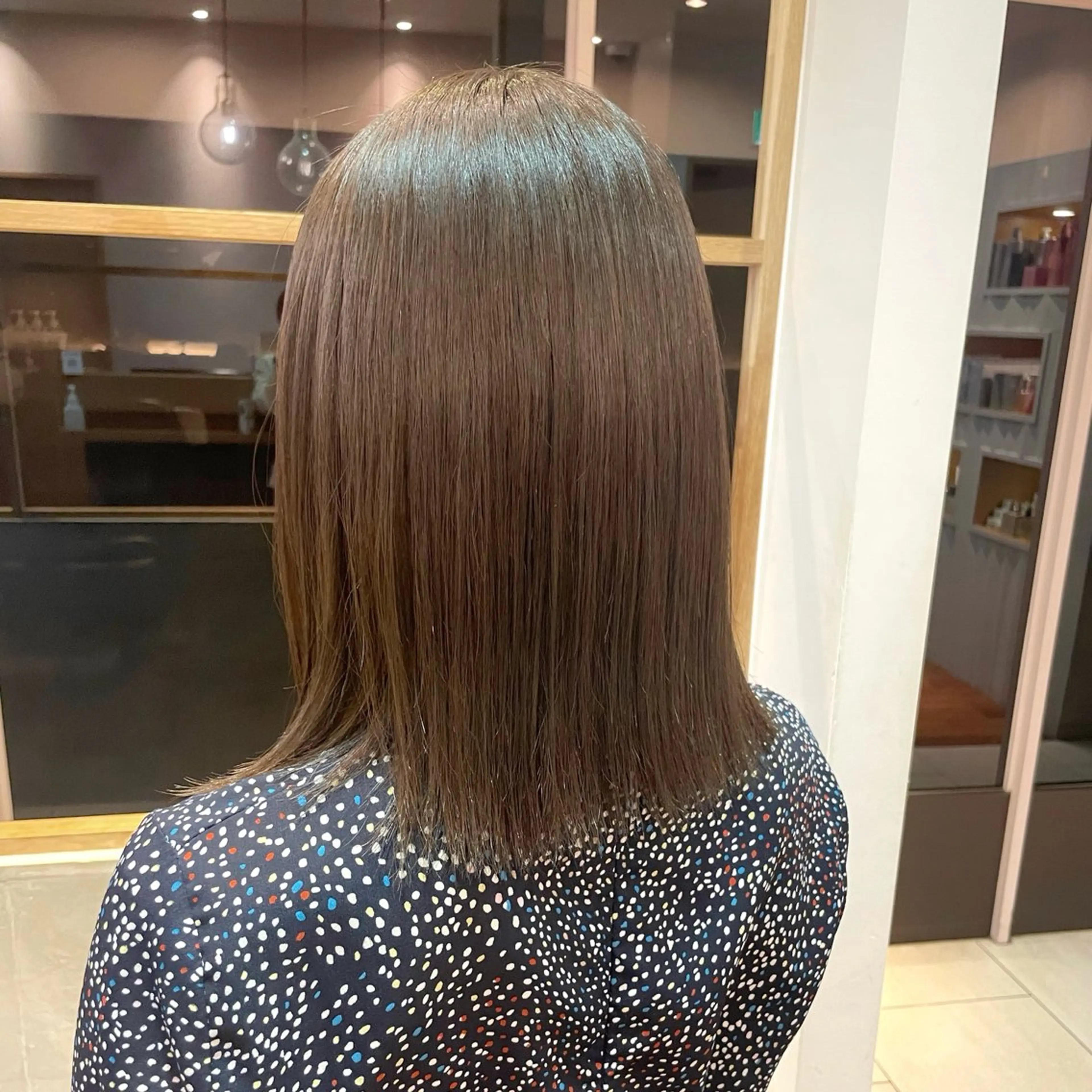 ミディアム カラー ベージュカラー オリーブベージュ カット ヘアカラー トリートメント 顔まわり/レイヤー/ 透明感/まいな🥨のヘアスタイル