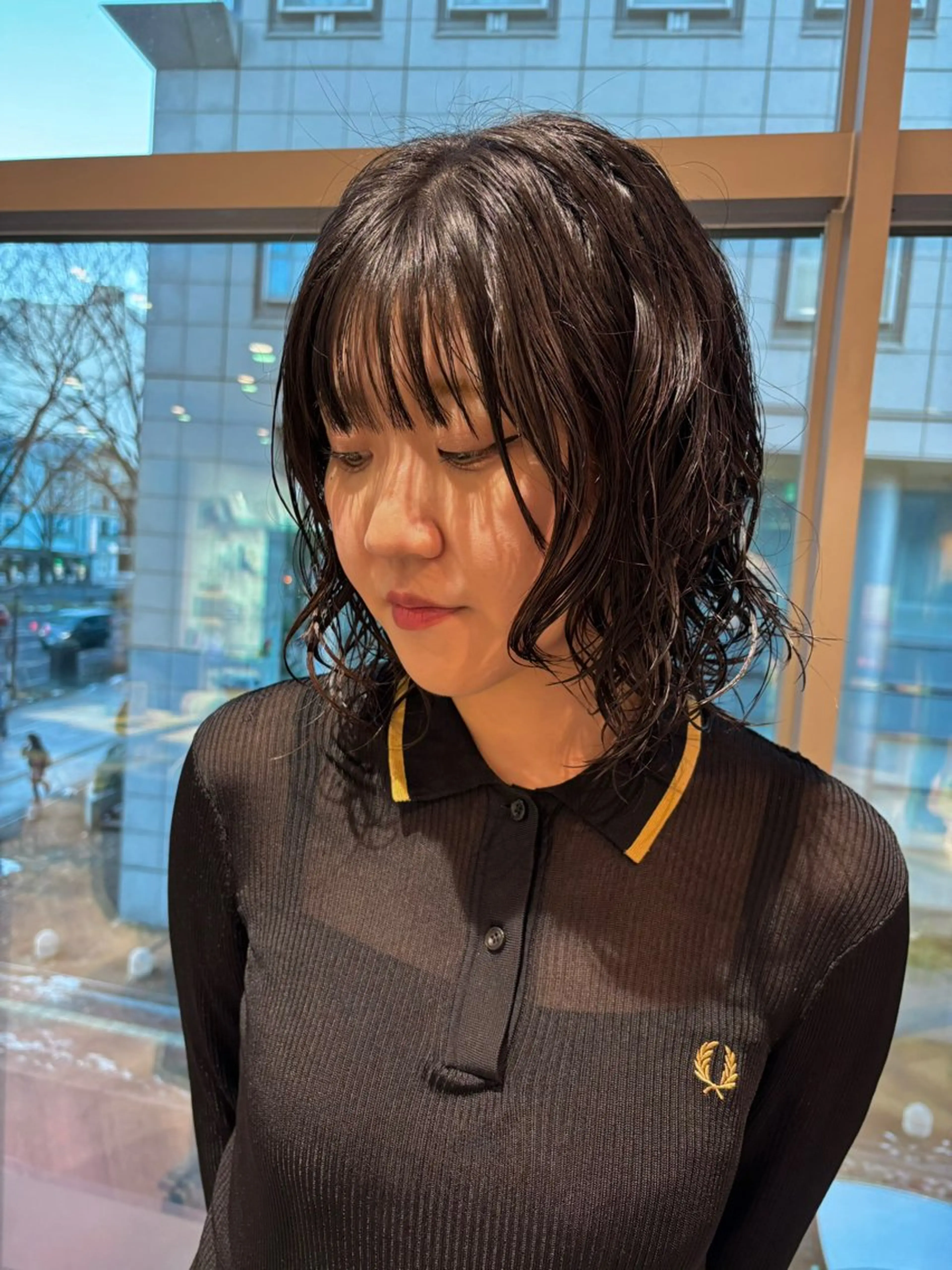 ミディアム パーマ ミディアムパーマ ボブ カット パーマ ゆい/パーマ/レイヤ ー/似合わせカラーのヘアスタイル