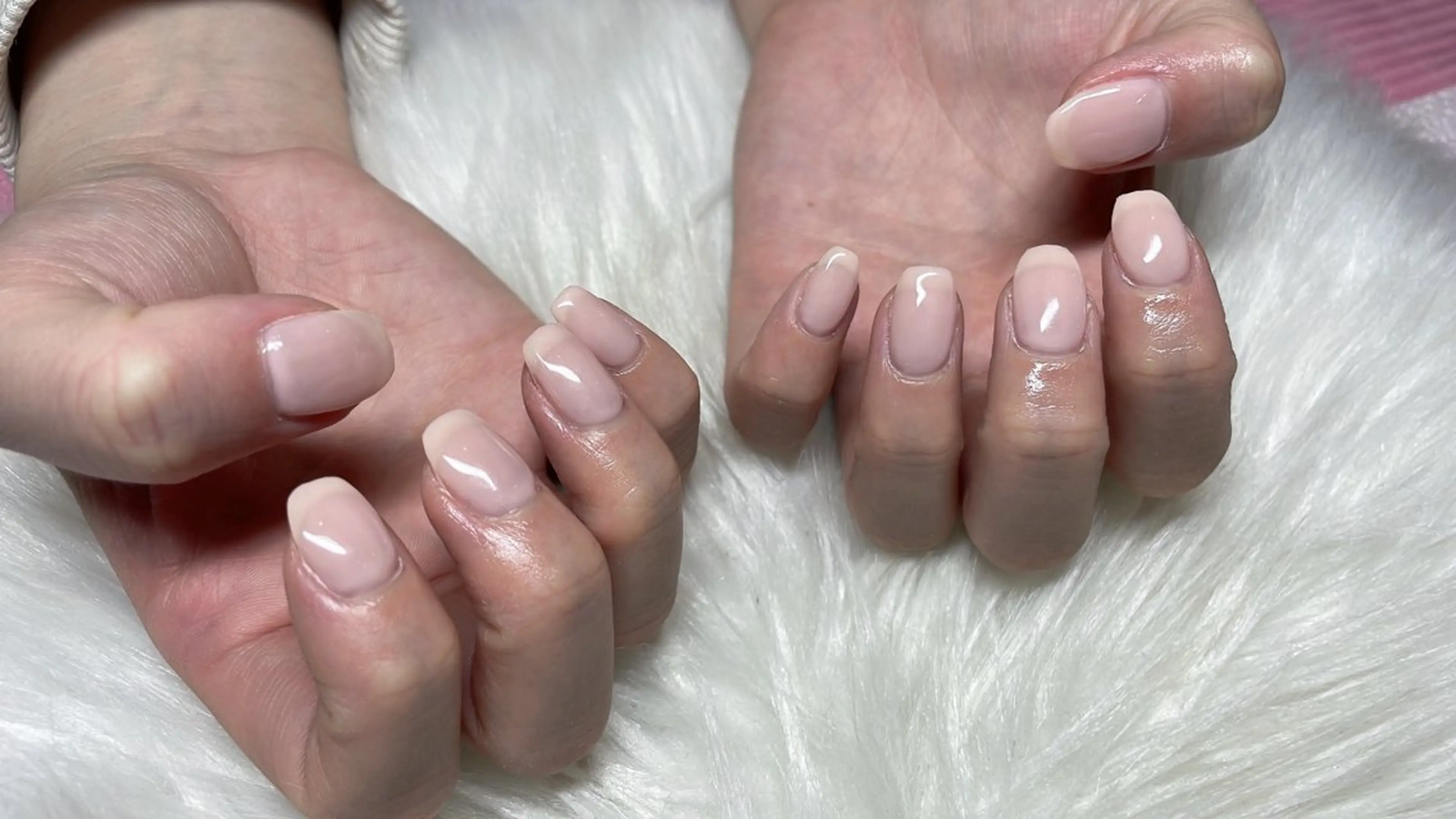 ネイル Amoureuse Satomiのネイルデザイン