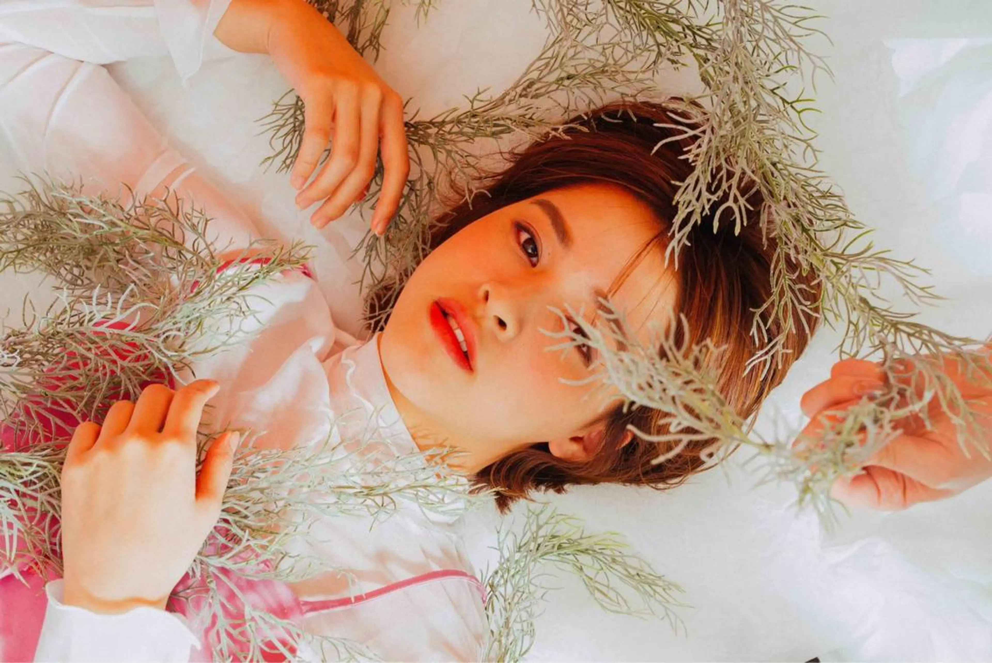 ショート カラー ニシザカ マナのヘアスタイル