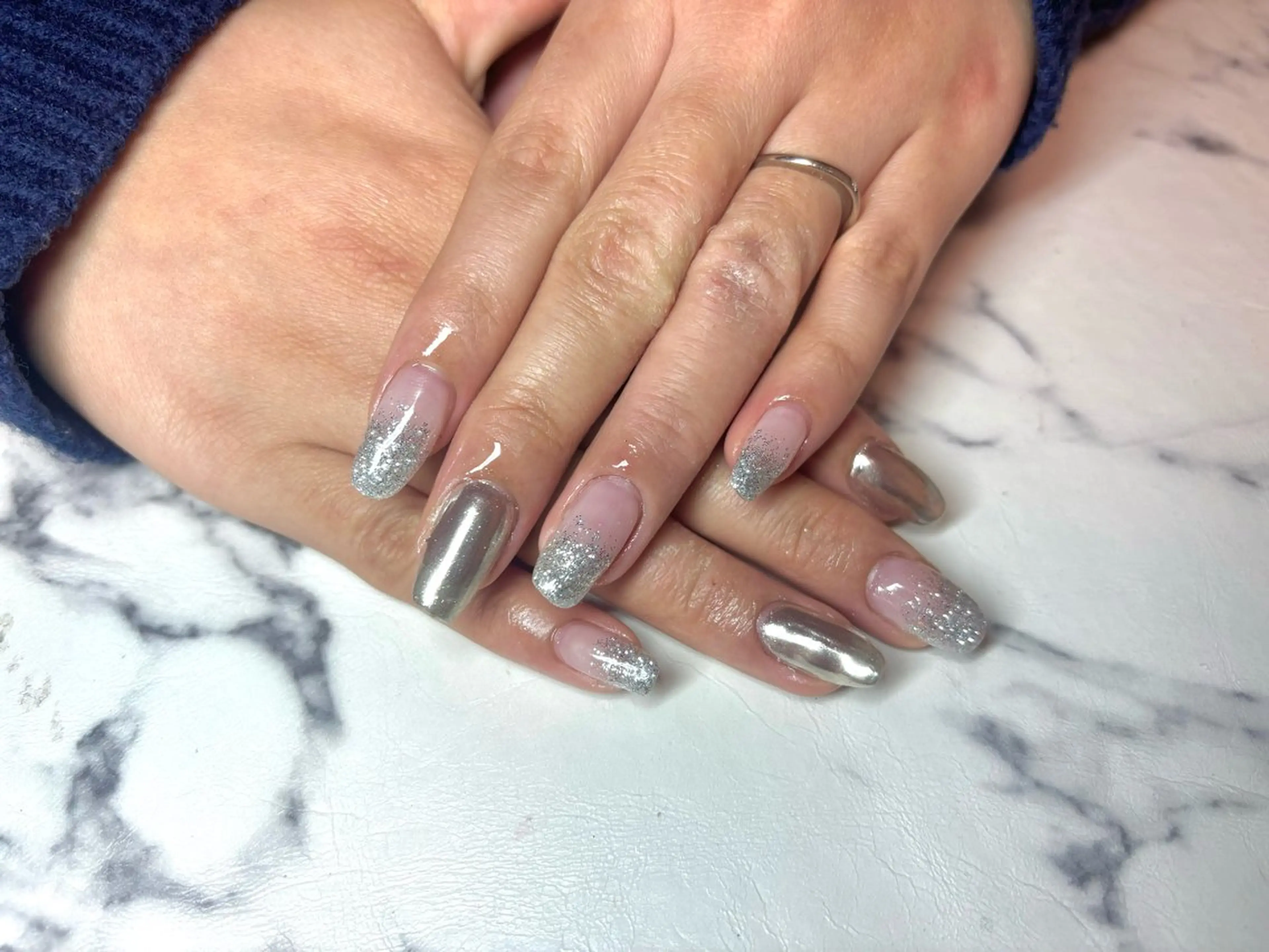 ネイル 長さ出し ラメ(グリッター) ラメグラデーション ミラーネイル mimimi nail所属・I. MITSUKIのネイルデザイン