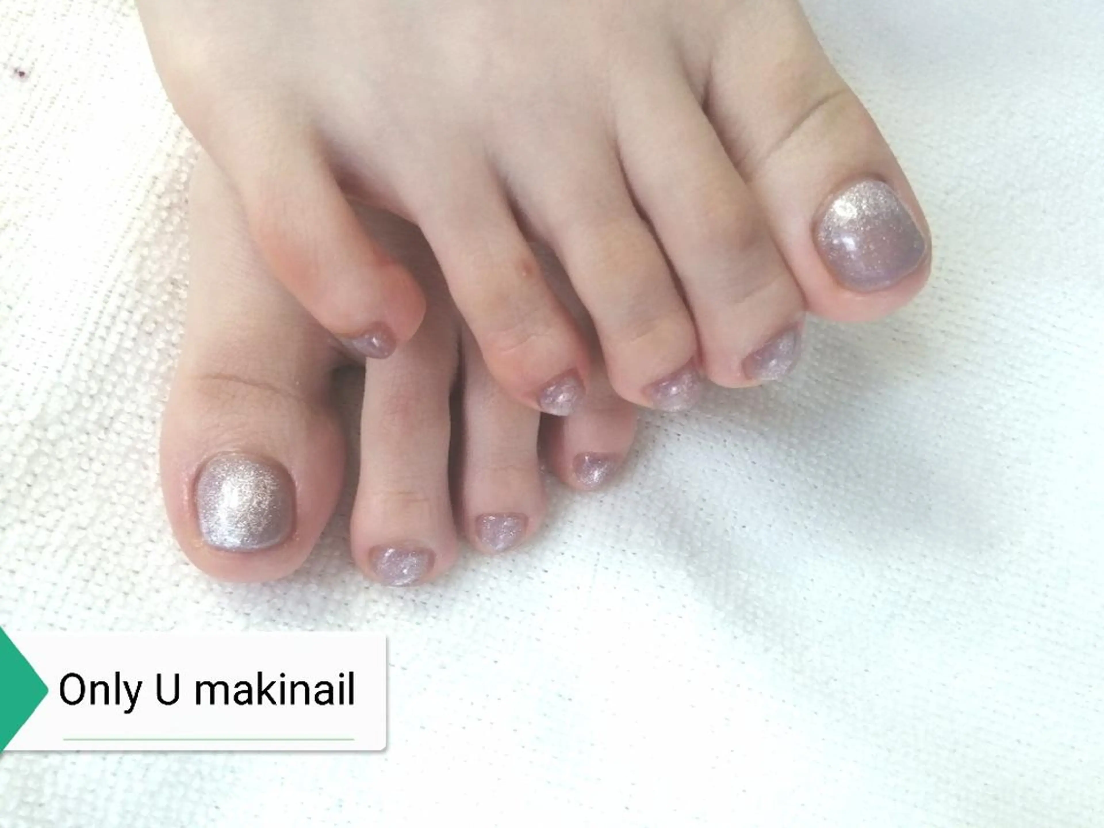 【オフ無料】マグネット💖フットネイル❣️ワンカラー💅の写真